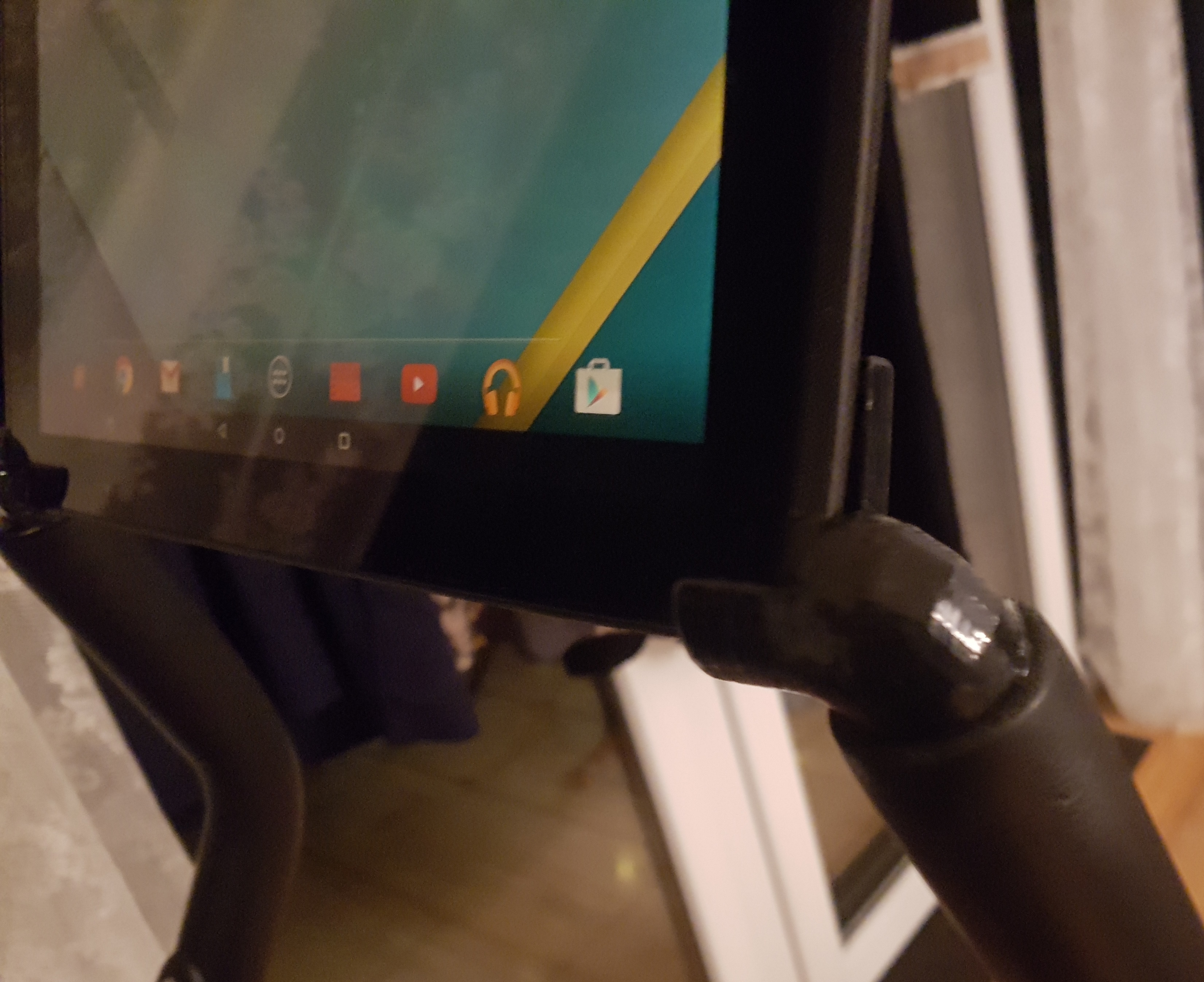 Tablet Holder Stand Crosstrainer