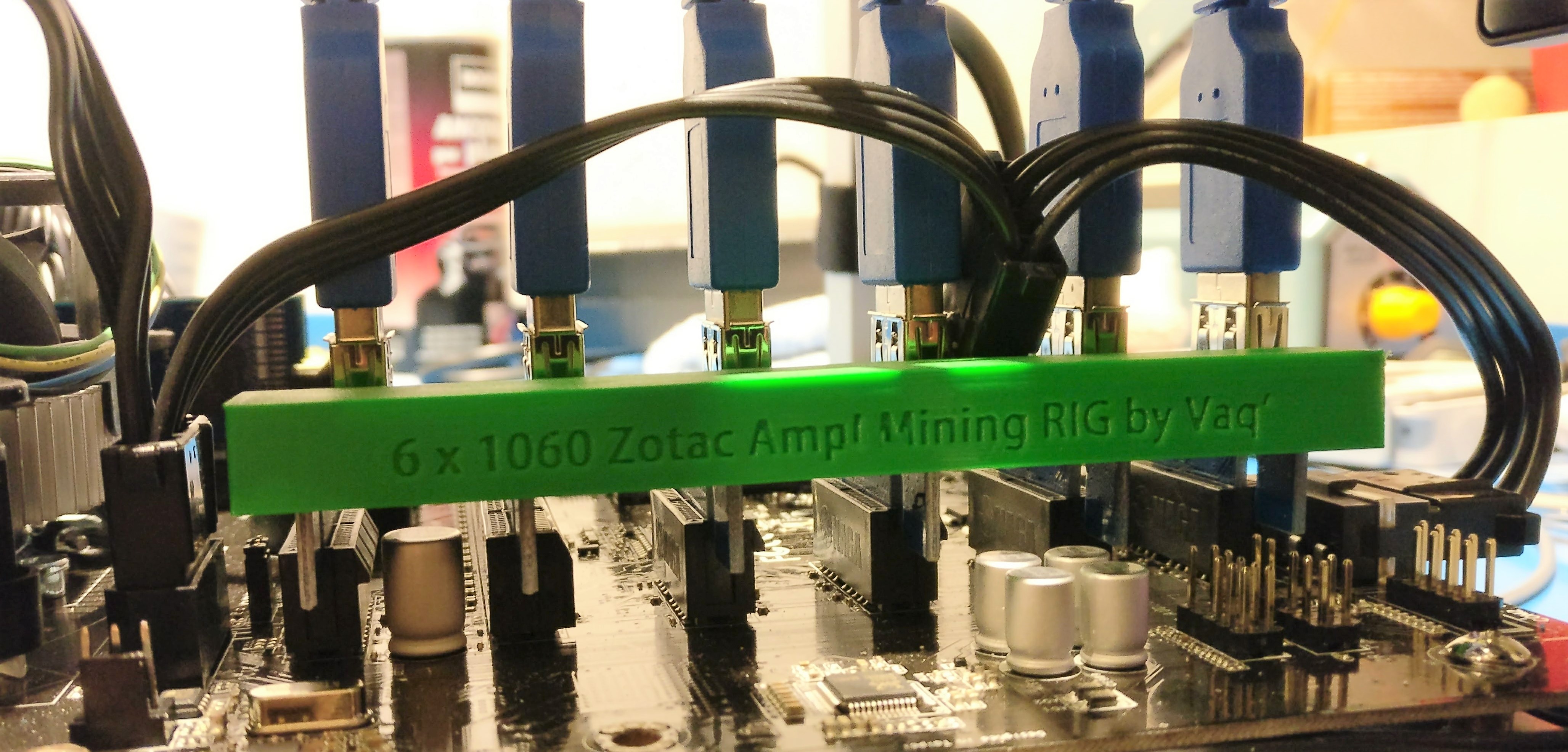 Mining rig risers holder