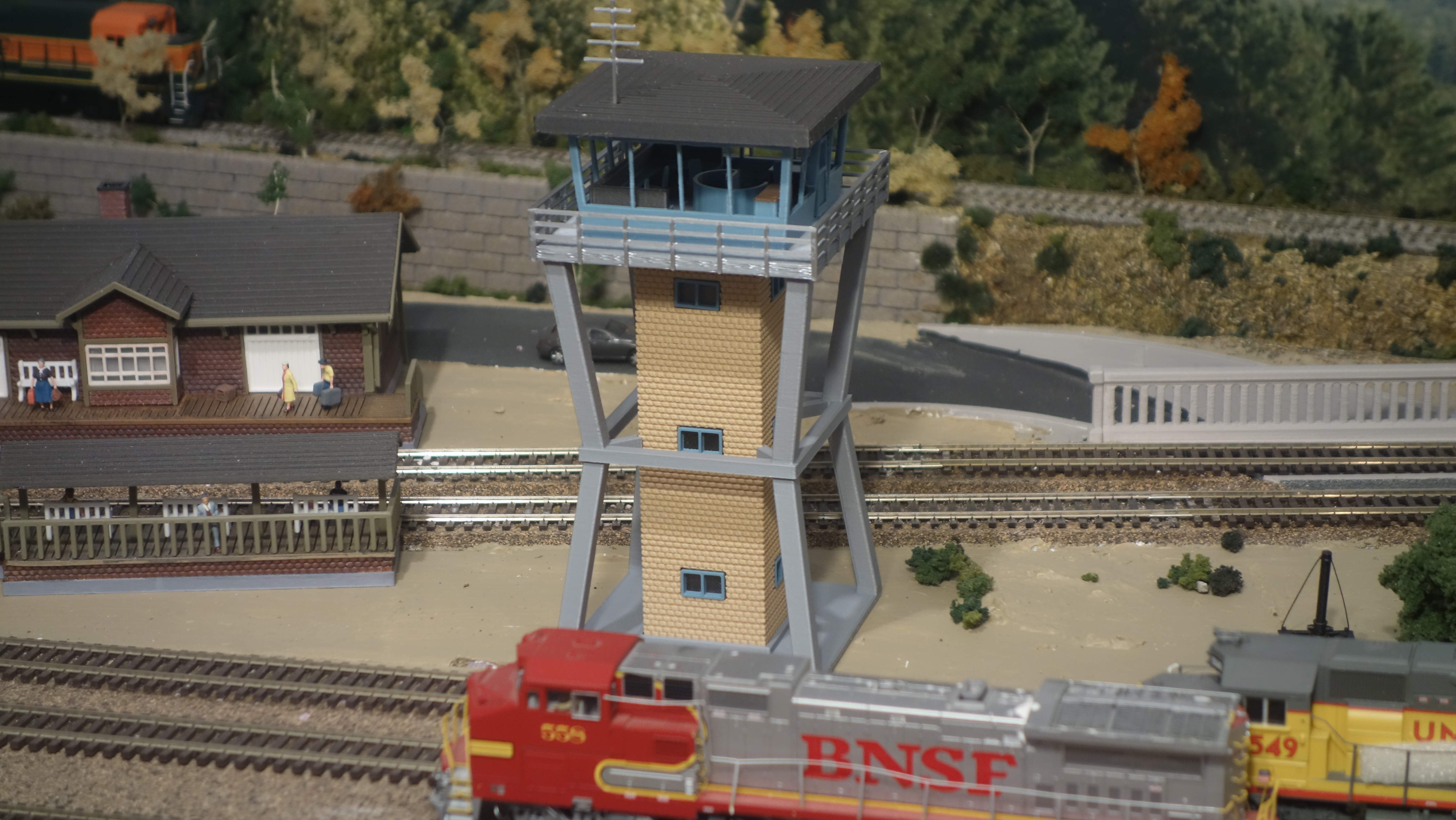 HO Scale Yardmasters Tower - Modern