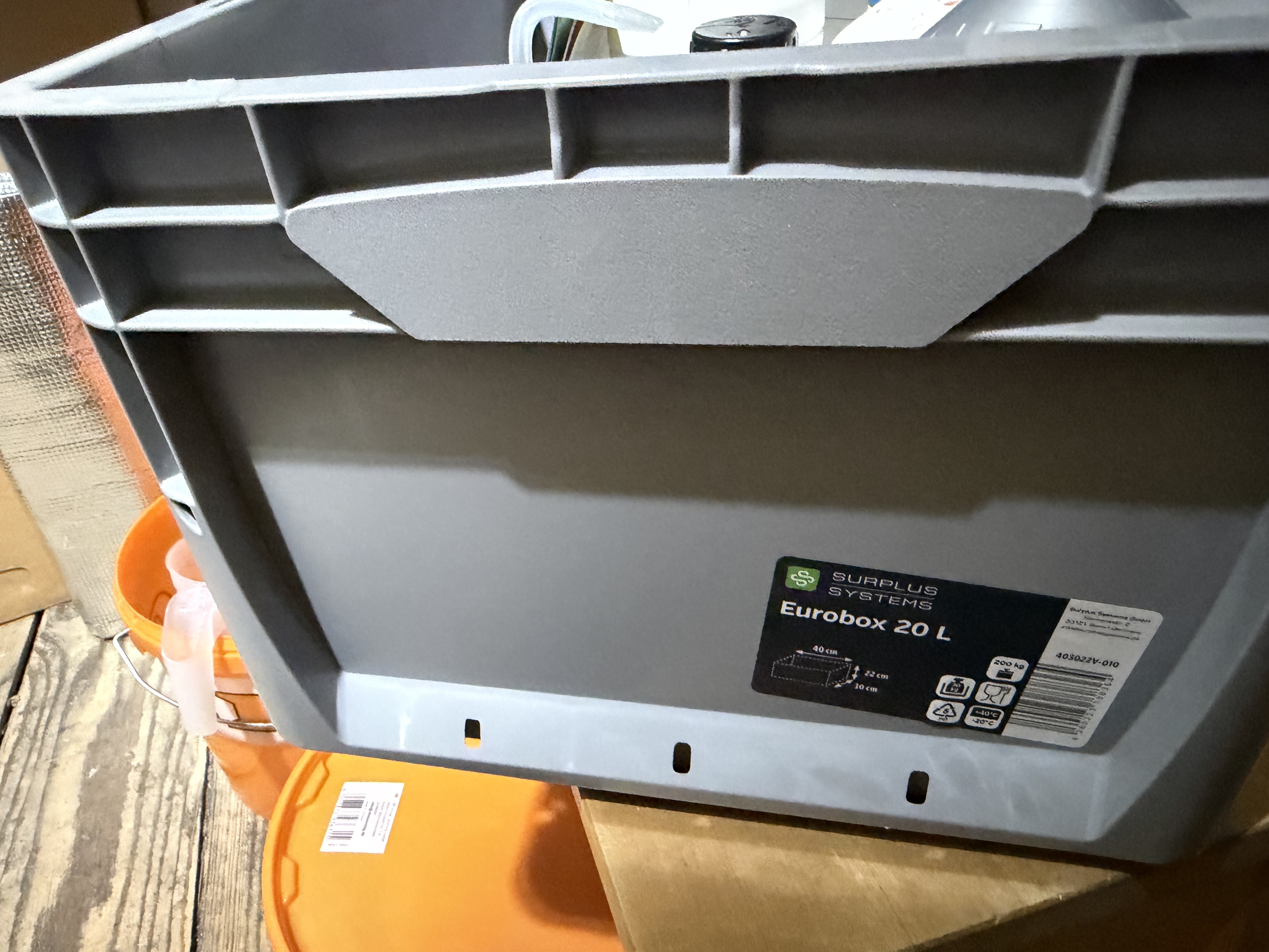 Eurobox Griff-Abdeckung (SURPLUS / OBI / Toom) – mit Rastnasen / Eurobox Handle Cover (SURPLUS / OBI / Toom) – with Snap Fit  (Hydroponics use possible)
