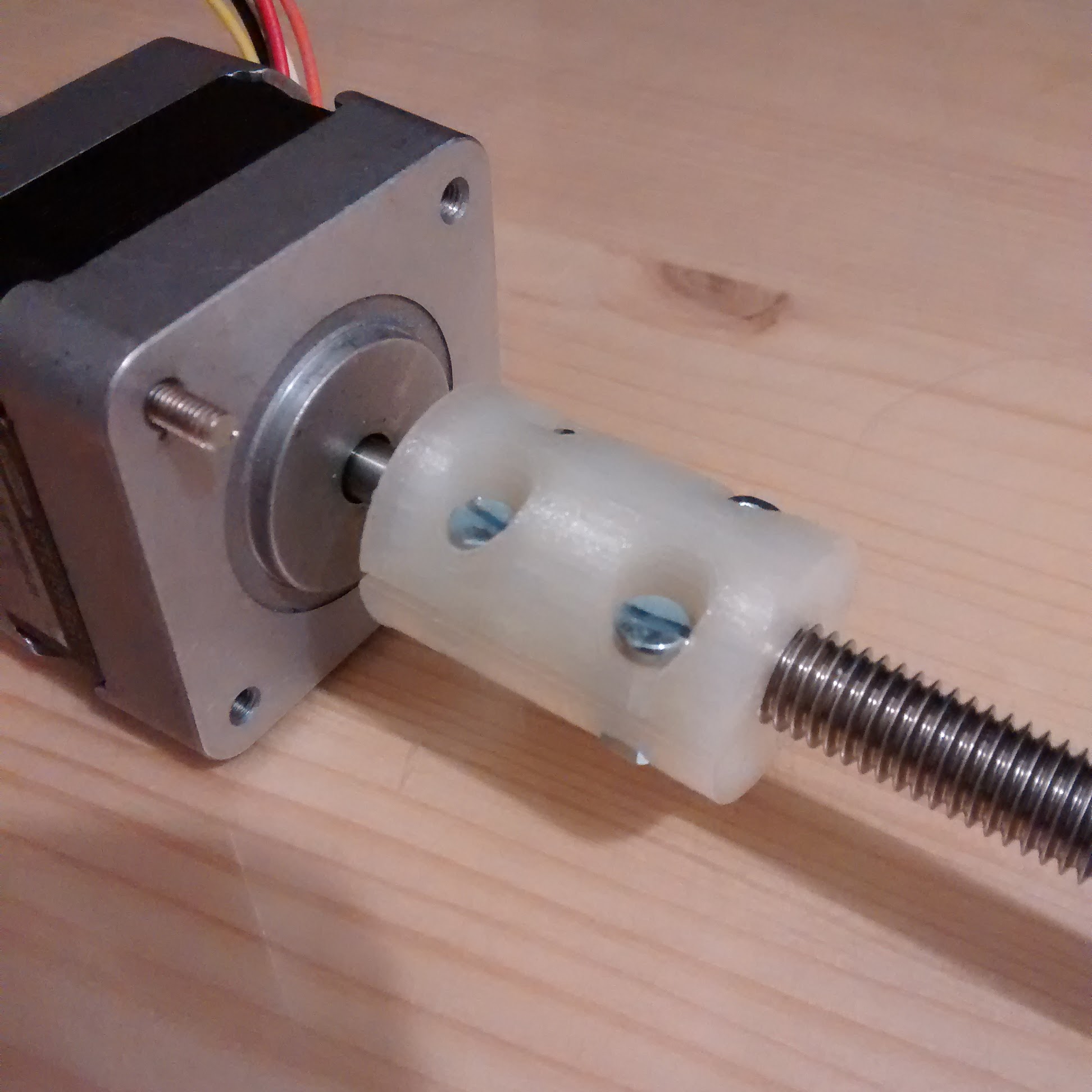 Parametric Z-axis coupler (stepper and threaded rod coupling)