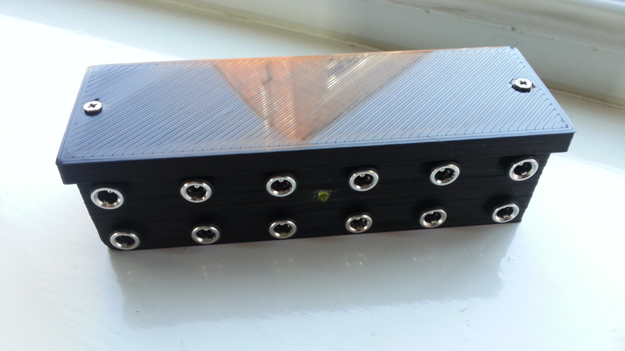 Low Voltage Power Distribution Box