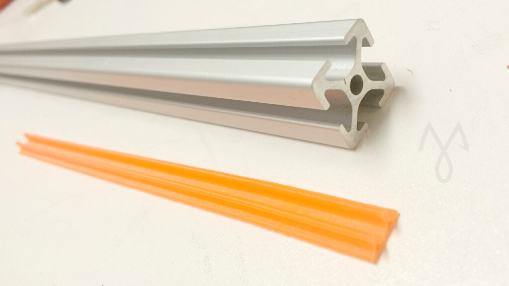 2020 Cable Clip (vase mode)