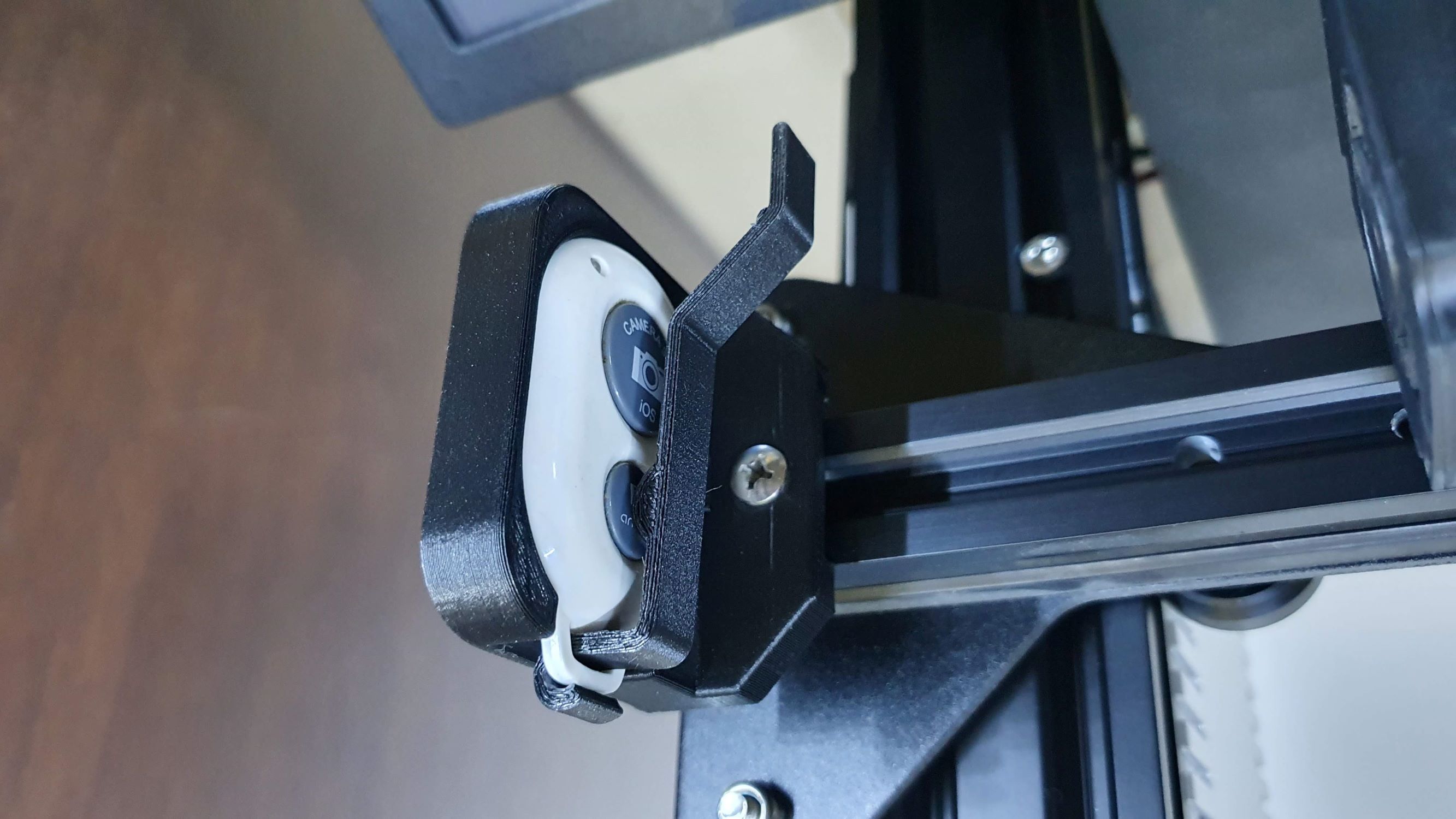 Timelapse upgrade for ender 3 - Two parts, One screw