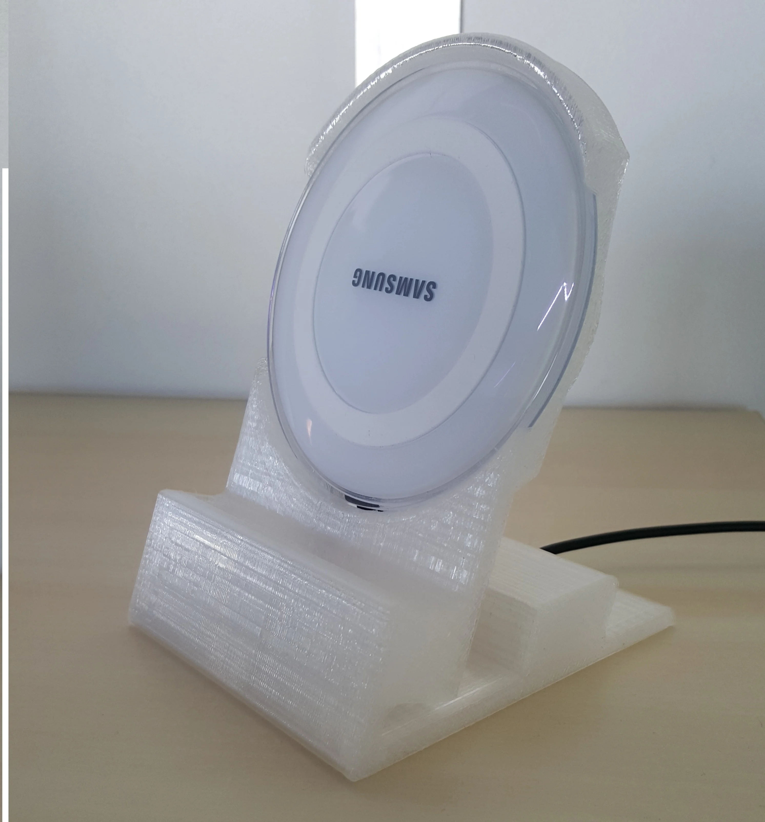 Socle chargeur à induction