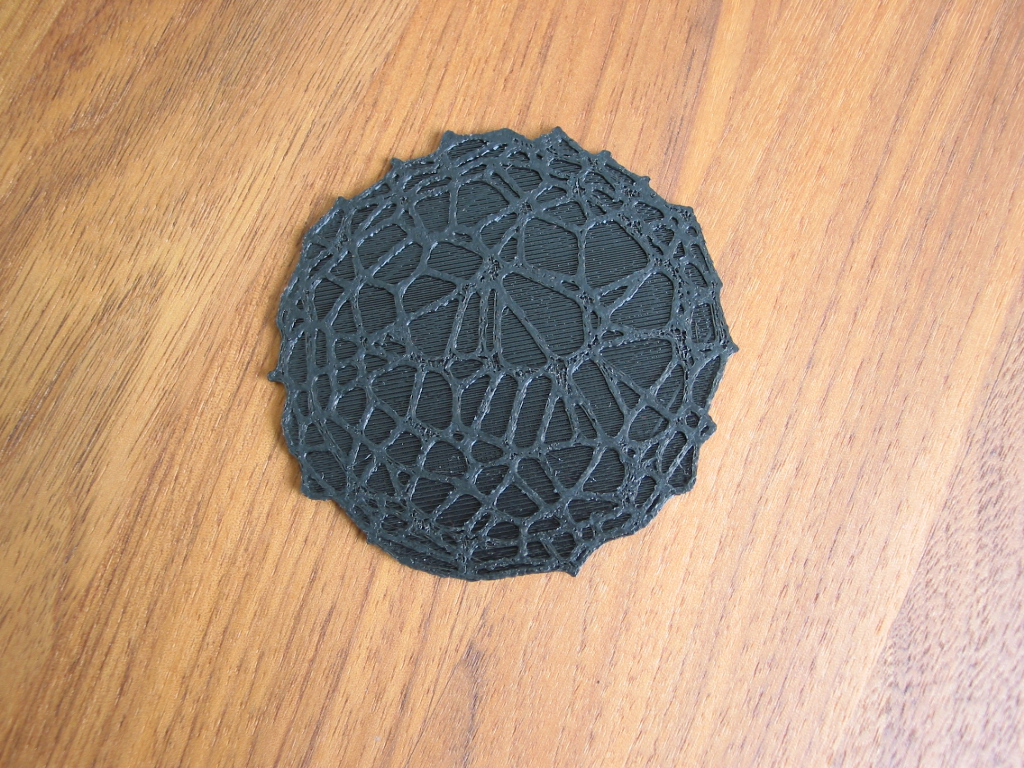 Drink coaster with floor - Voronoi #4