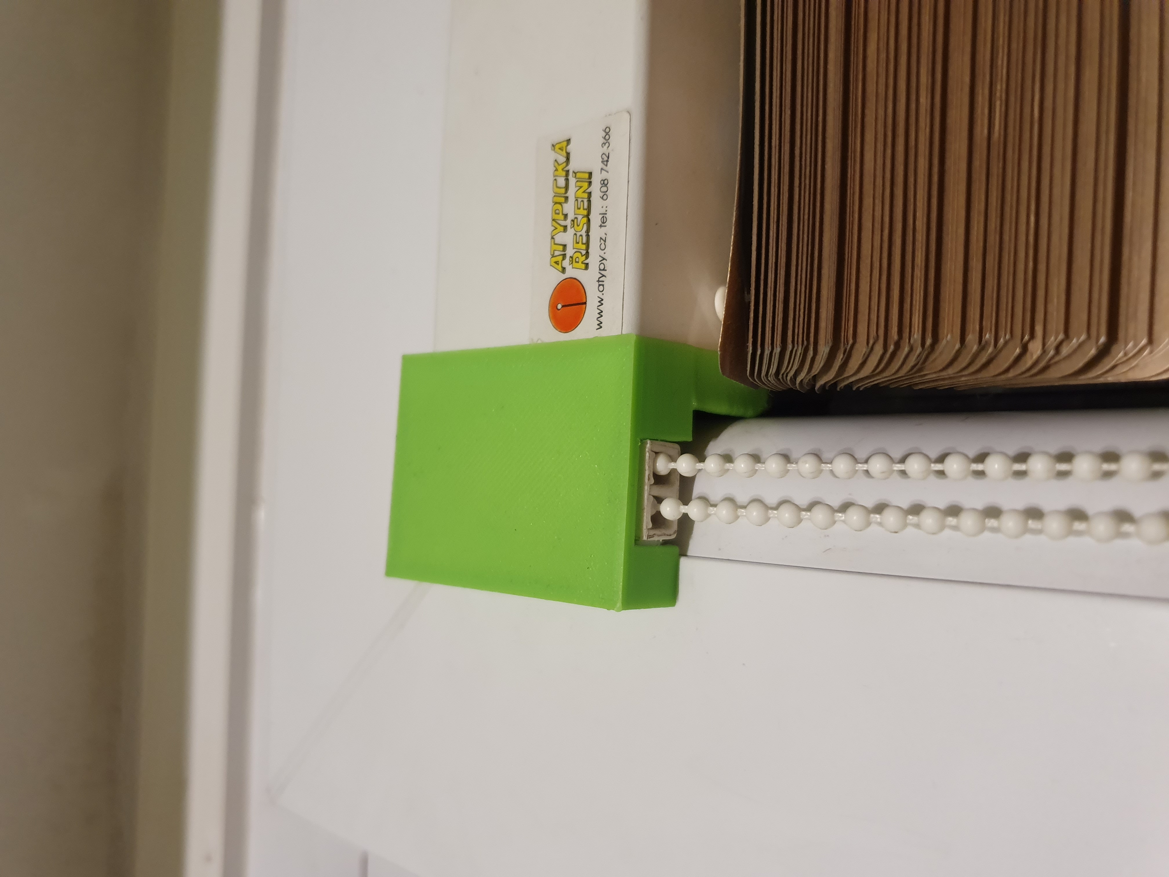 Jalousie holder