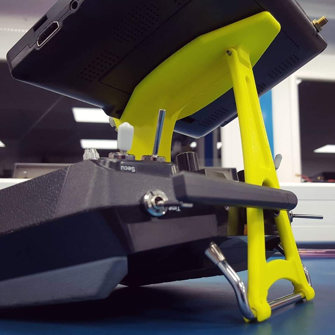 support ecran taranis QX7
