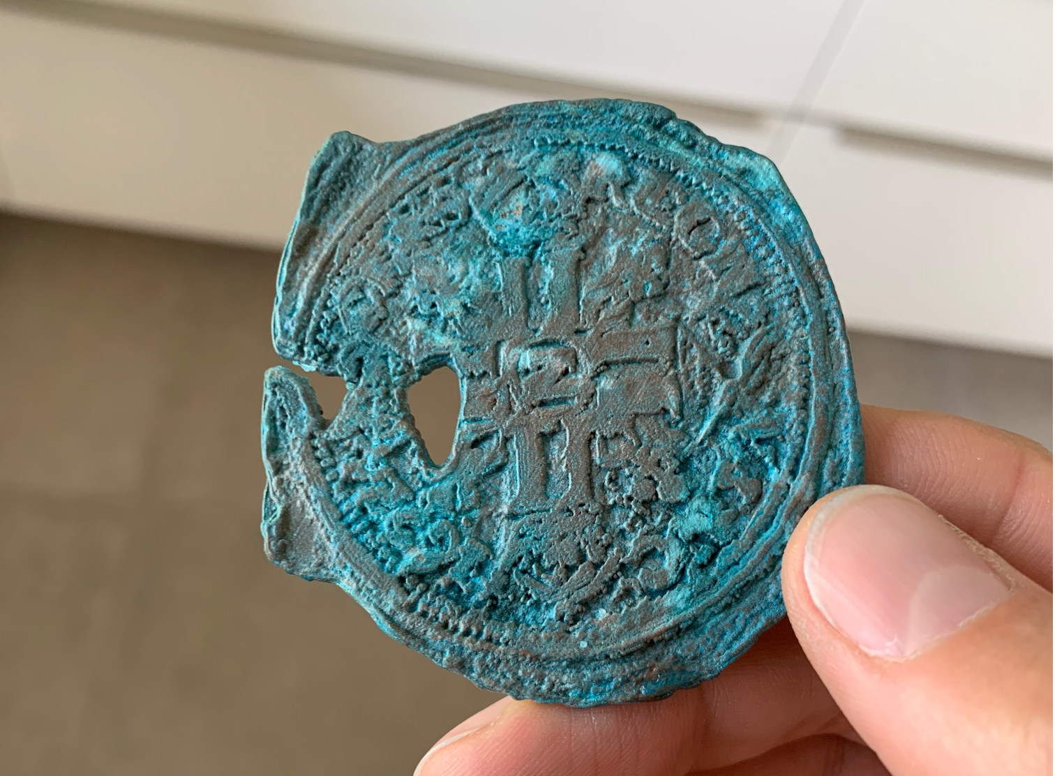 Goonies pirate coin (thicker, upright with stand)