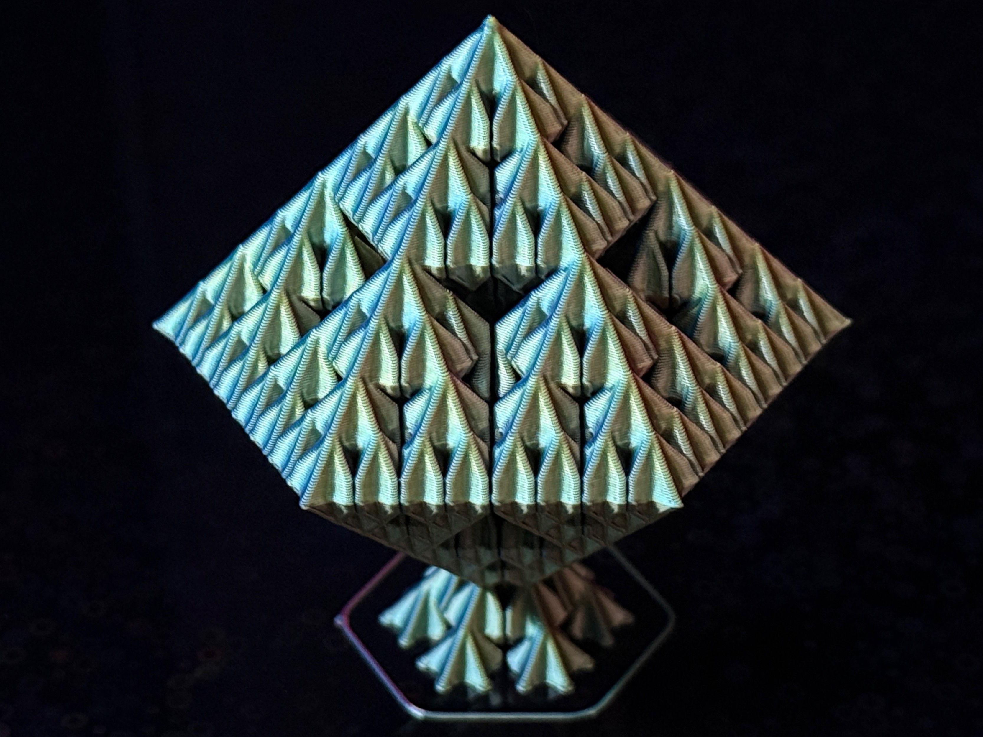 Sierpiński Snowflake Fractal Tower - Level 3 (Vase Mode)