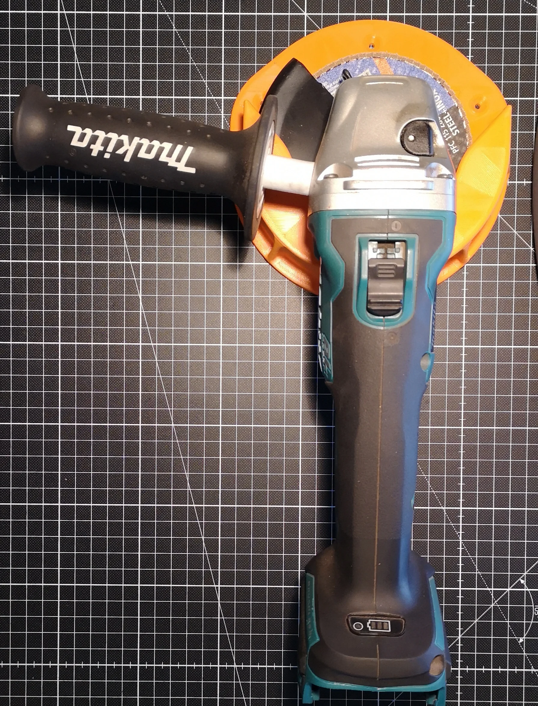 wall mount Makita DGA506 angle grinder Flex