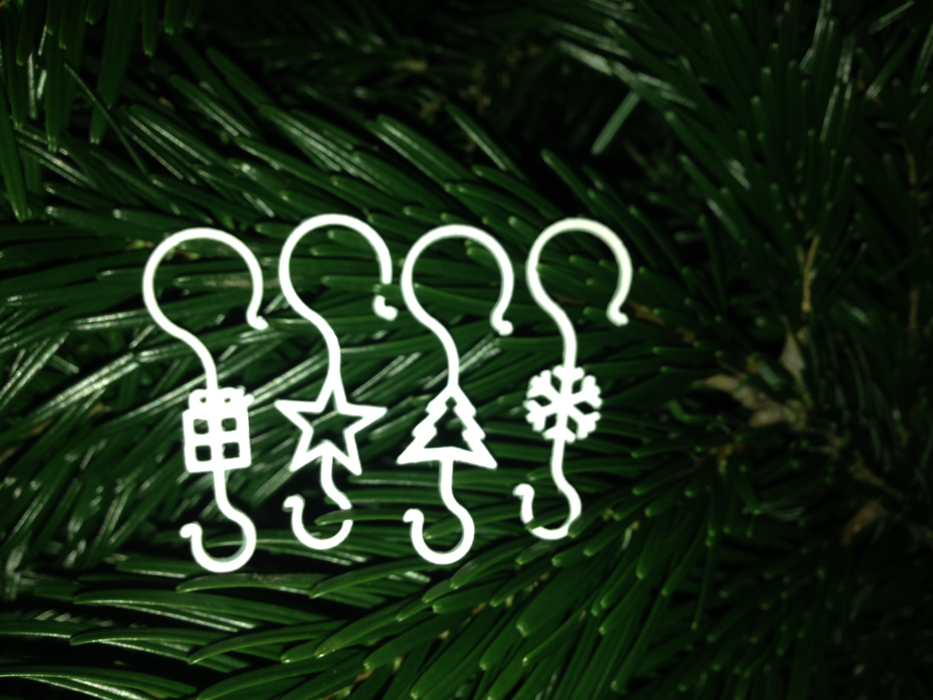 Christmas tree bauble hook
