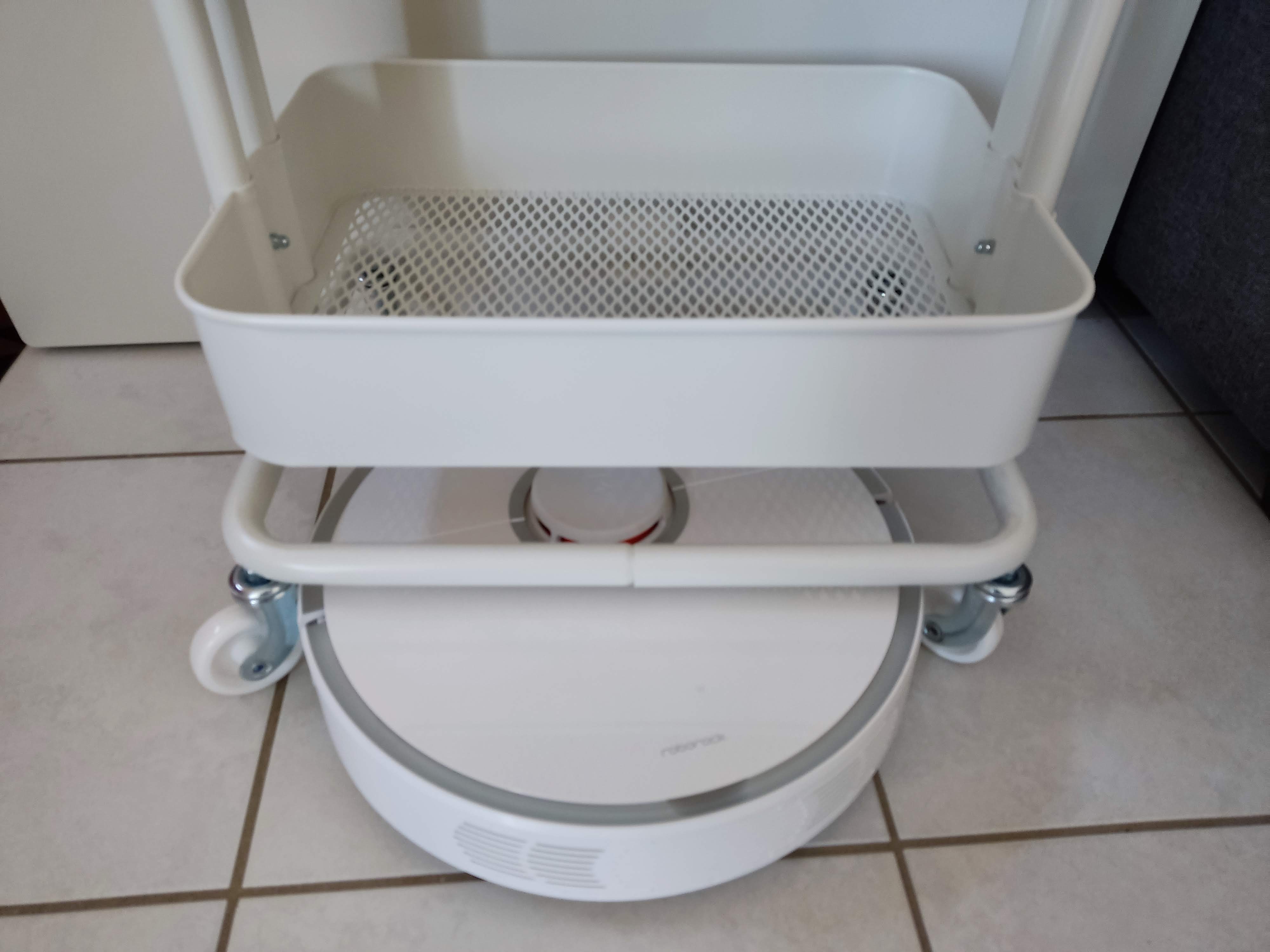 IKEA HACK anti robot vacuum cleaner for sideboard RÅSKOG
