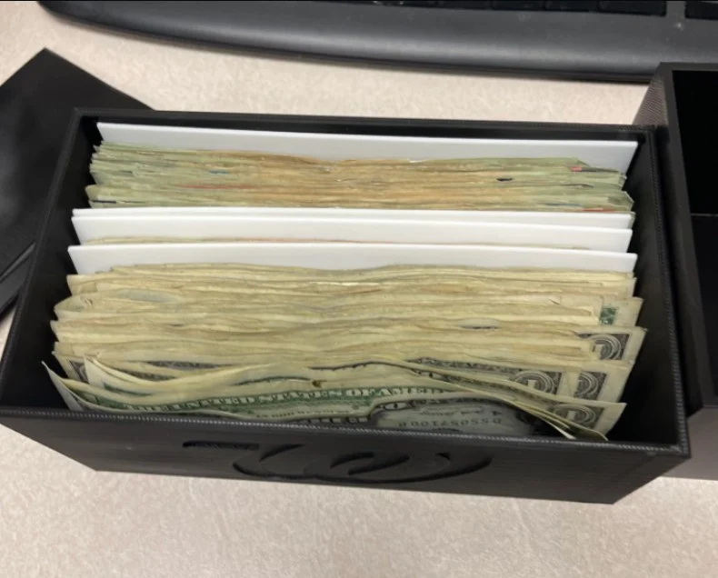 Cash Box (with or without image)