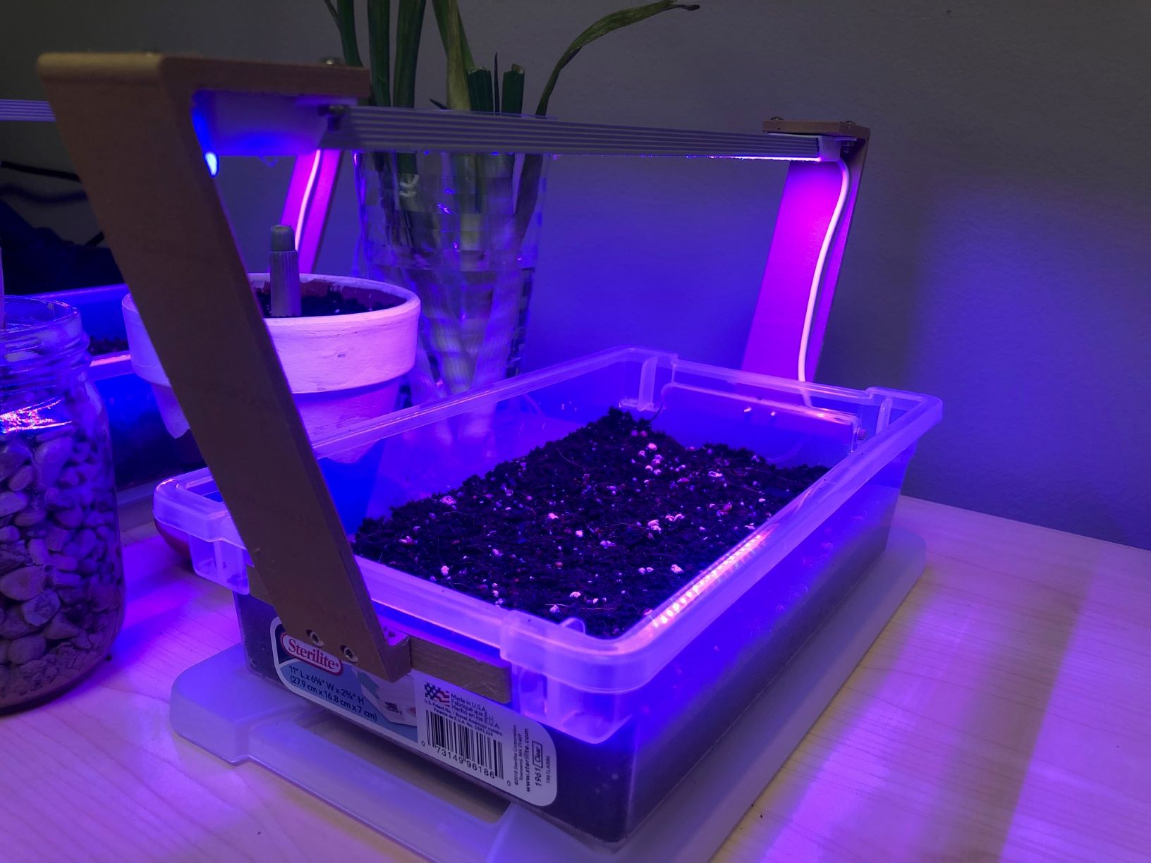 Growlight Planter Attachment