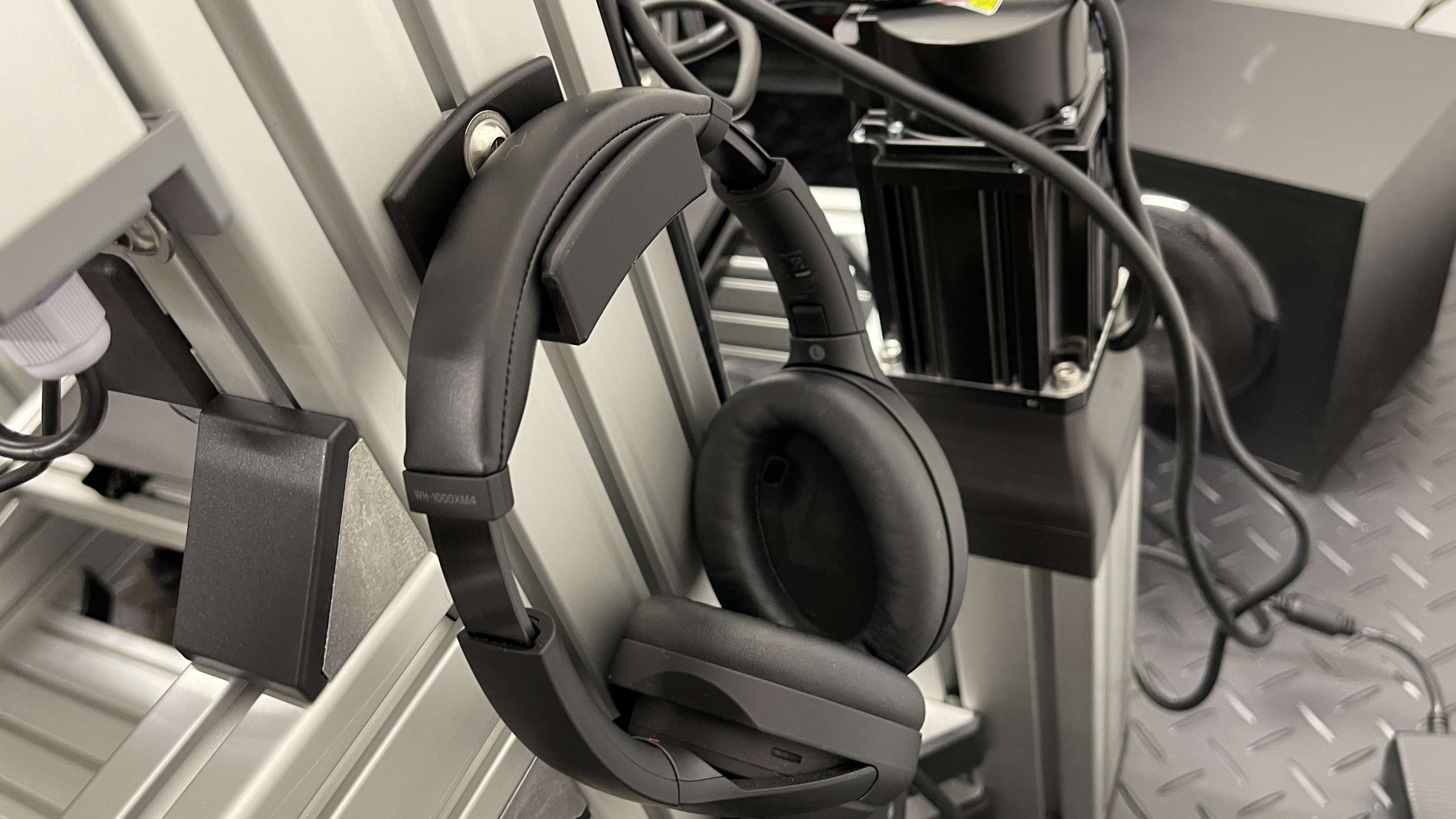 Headphoneholder 28mm simracing rig
