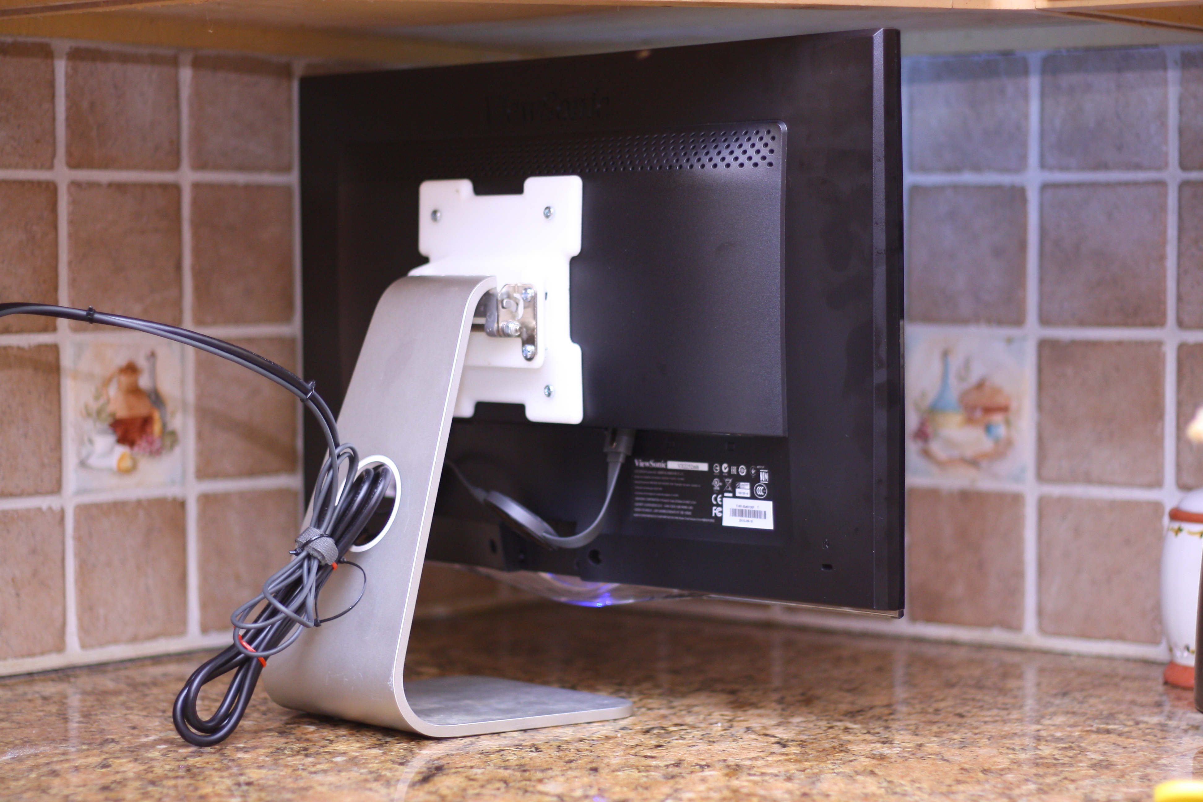 iMac Stand to Vesa 100 Adapter