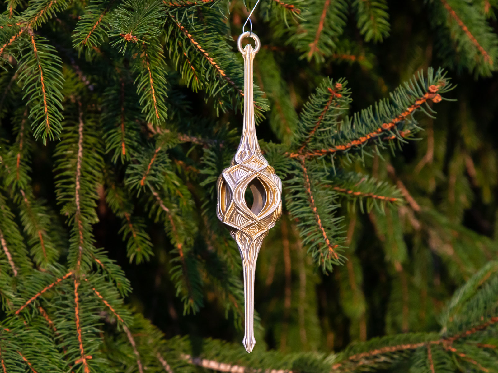 Lantern Christmas Stretch Ornament 2024