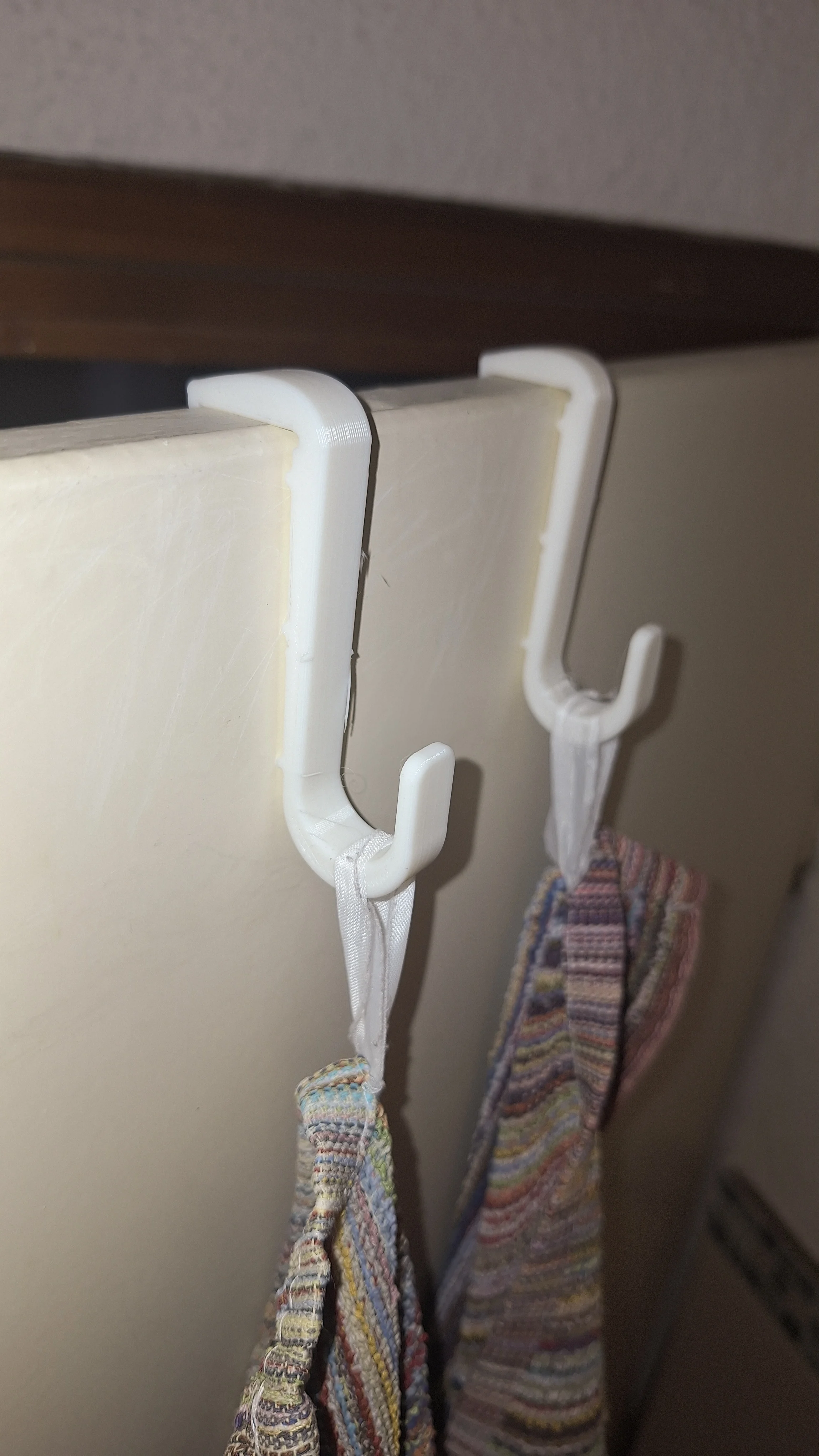 Haken für Zimmertüren / Hooks for room doors
