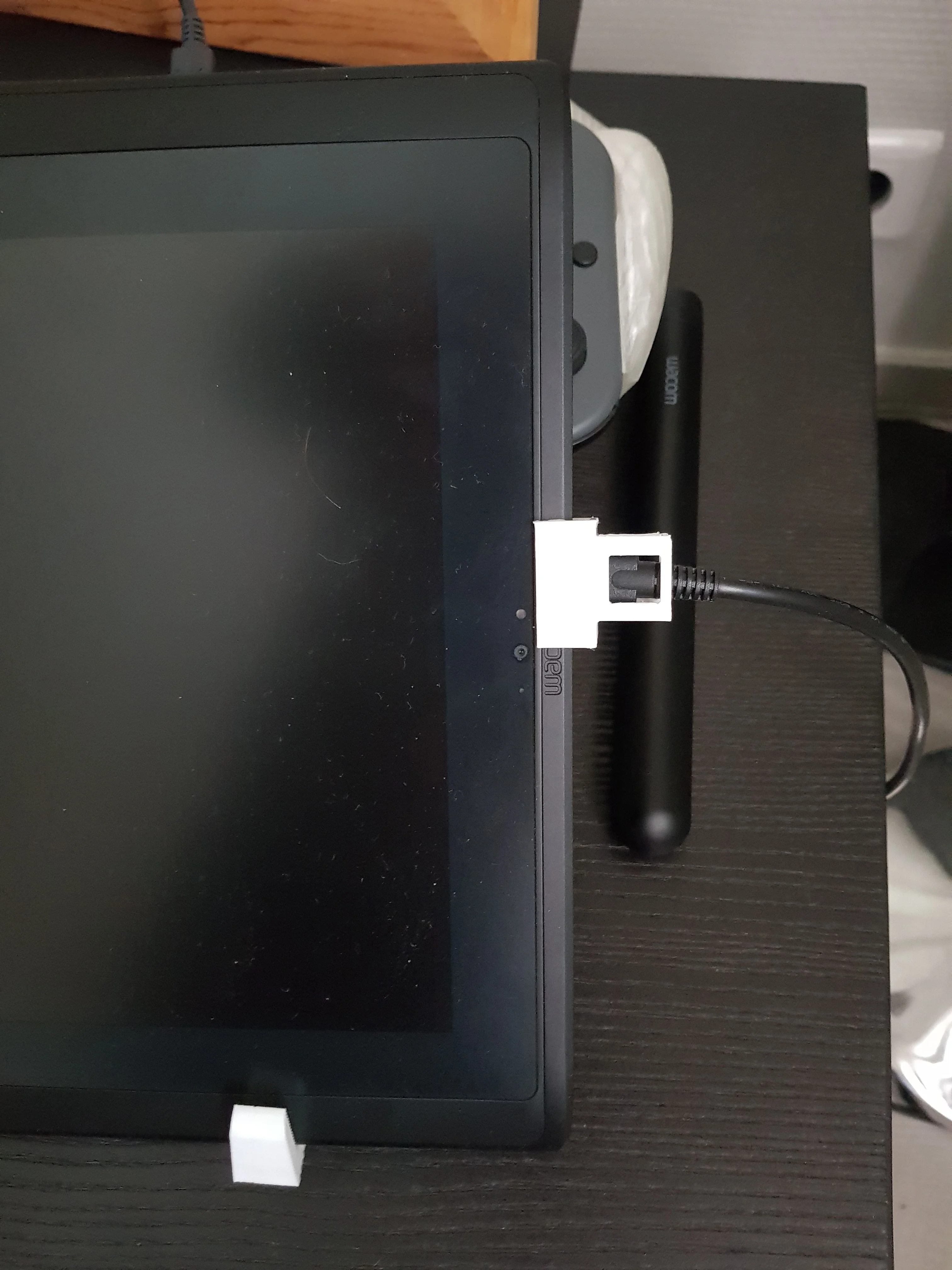Wacom studio pro 13 power cable safeguard