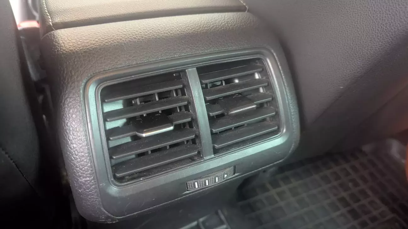 VW Golf 7 / Golf VII Rear Air Vent Knob