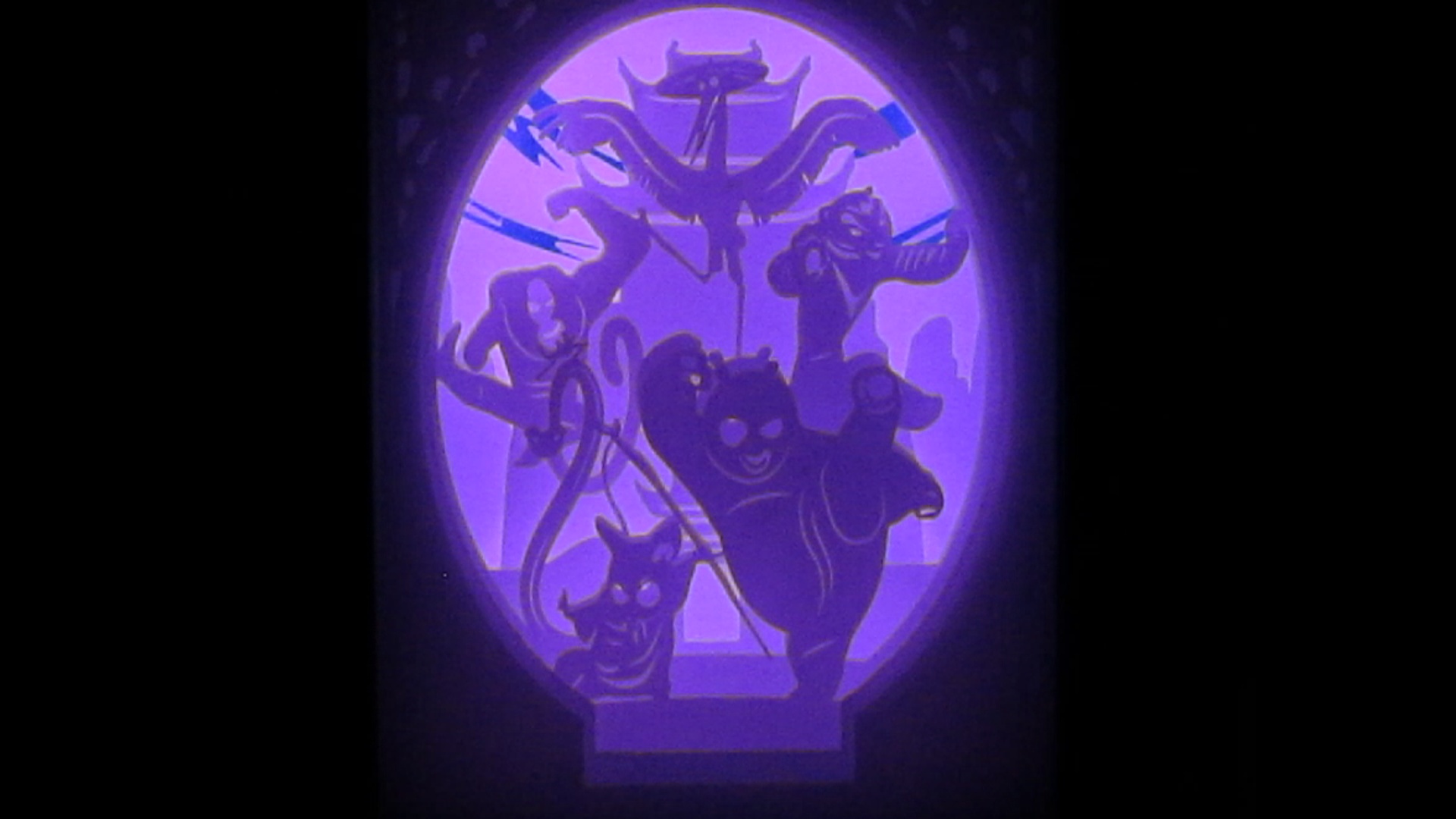 lightbox kung fu panda