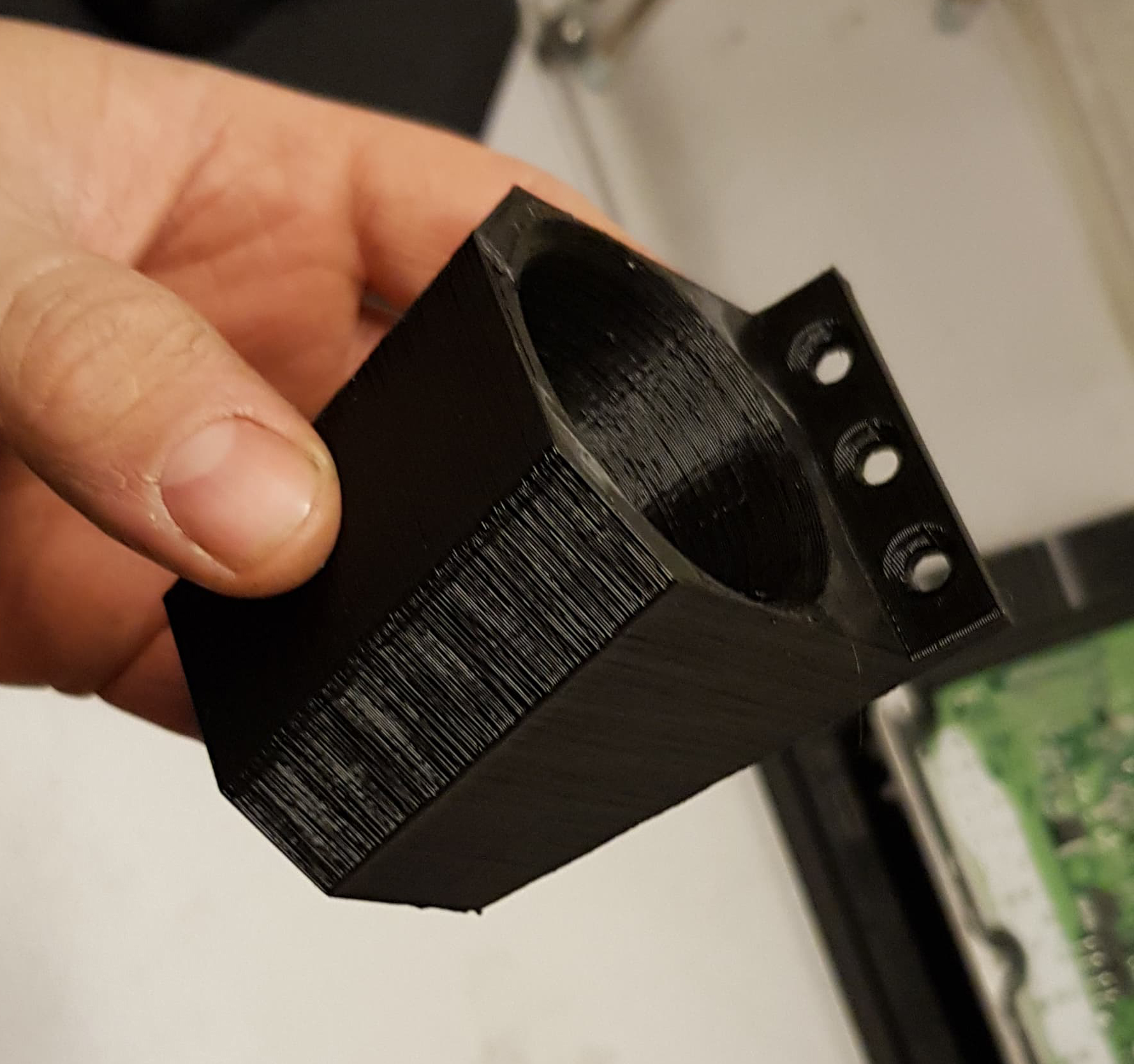 ISO40 / CAT-40 taper tool holder