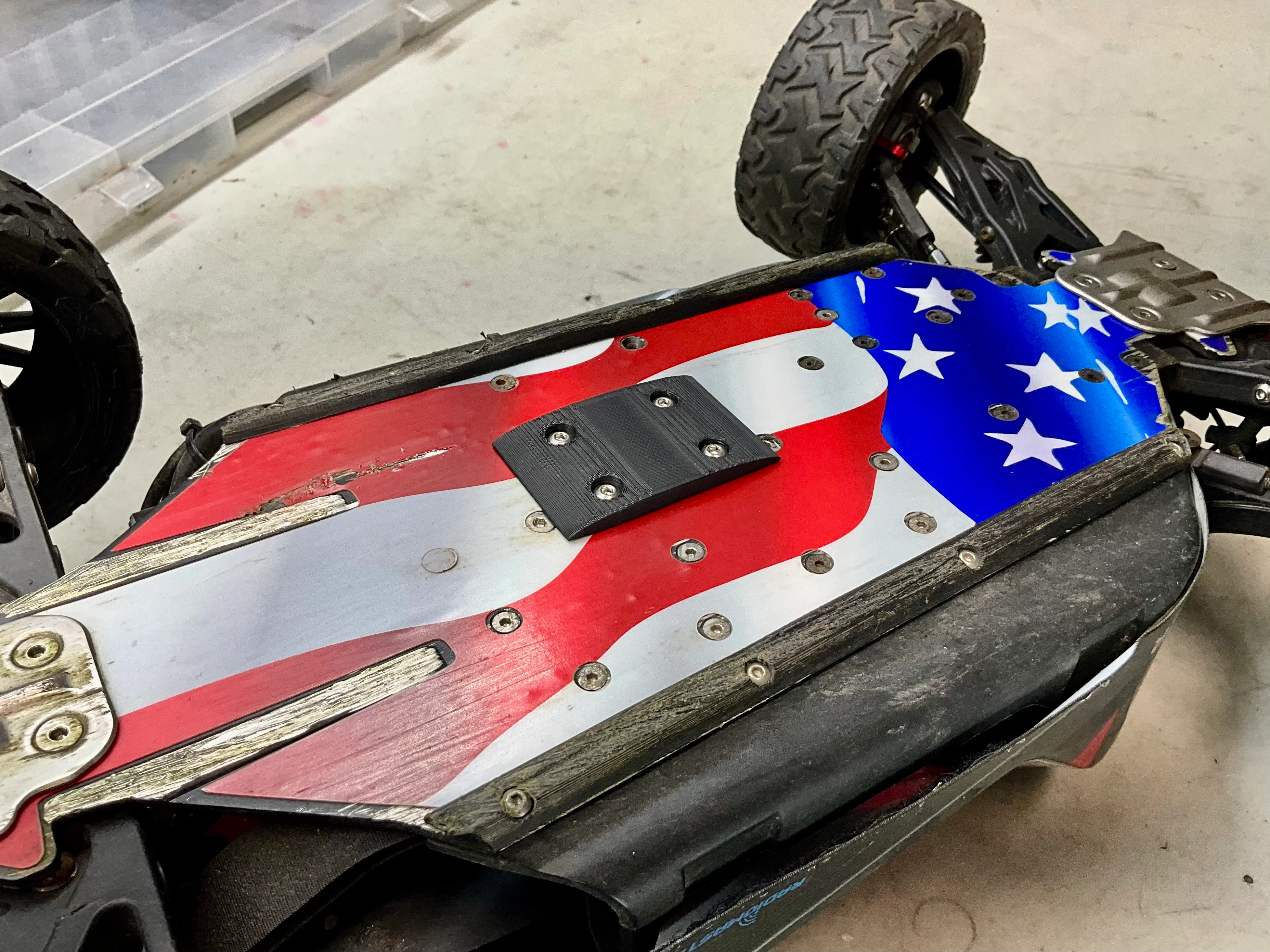 HD Middle Skid Plate for Arrma 6s Kraton / Typhon / Outcast  / Fireteam / etc
