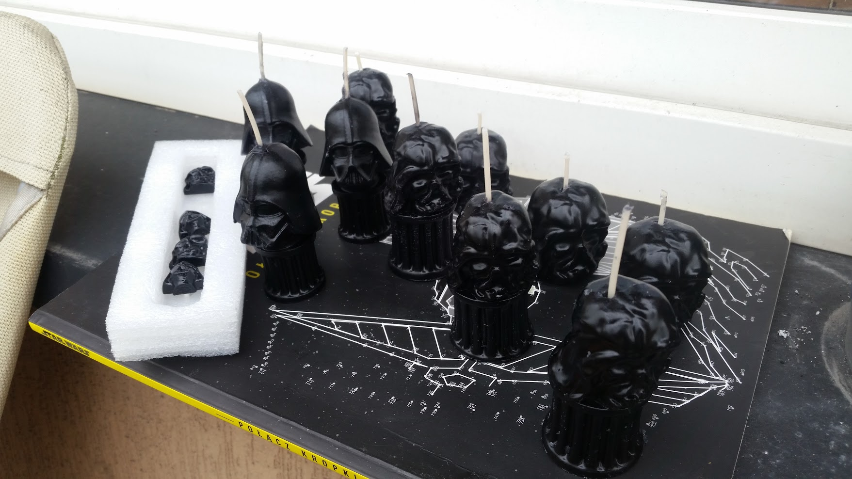 Lord Vader Statue on postument for molding / candle