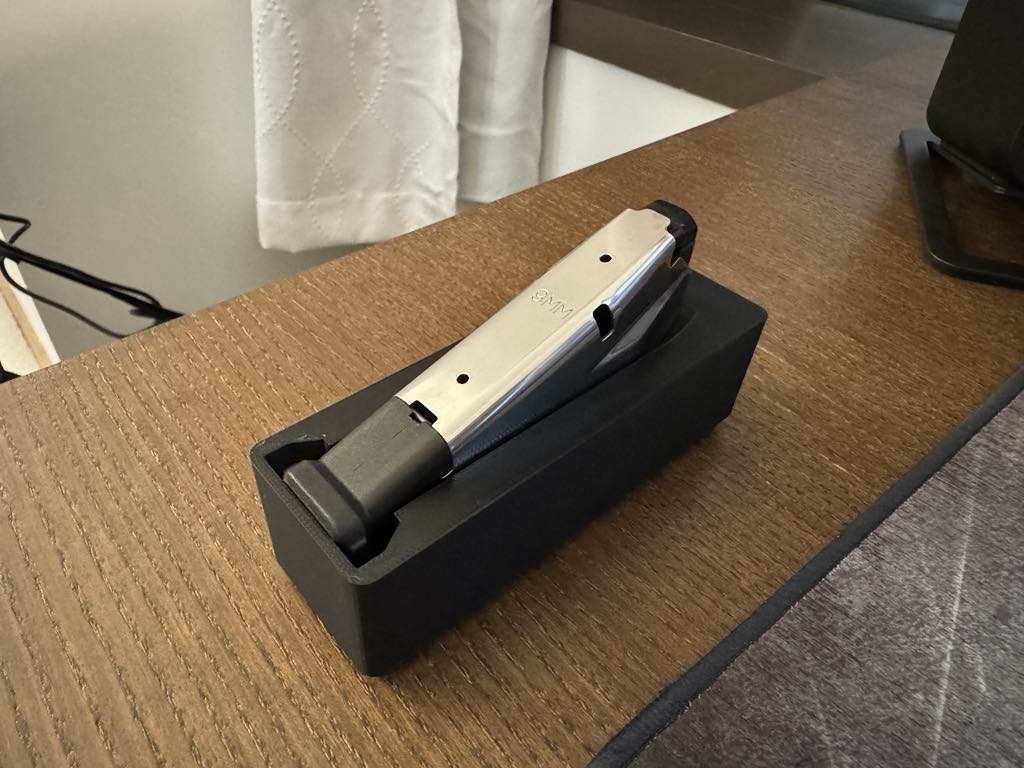 Magazine Holder Gridfinity for CZ P-01 Springfield Hellcat