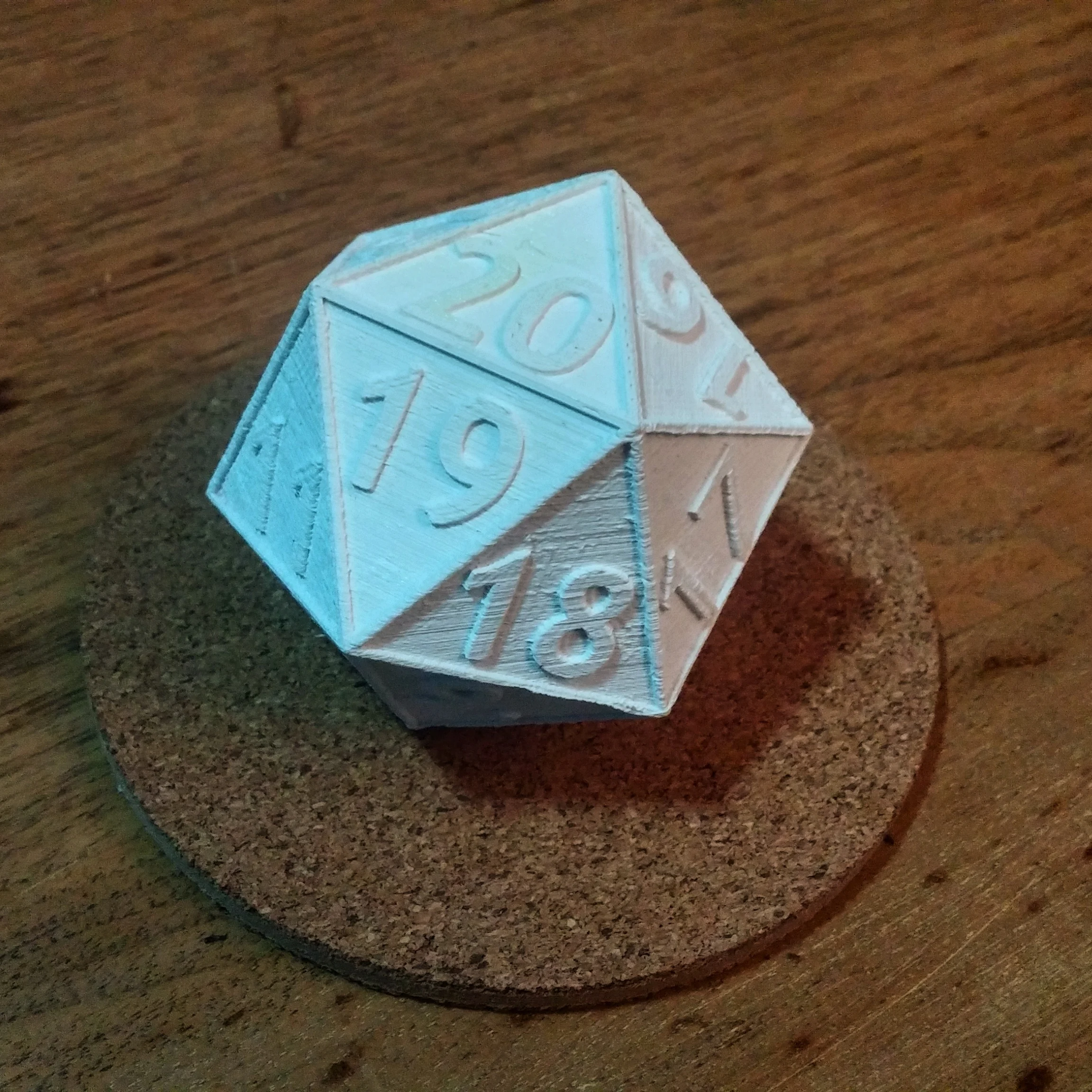 D20 - Dropdown Die - 20 Sided Die And Dual Extrusion