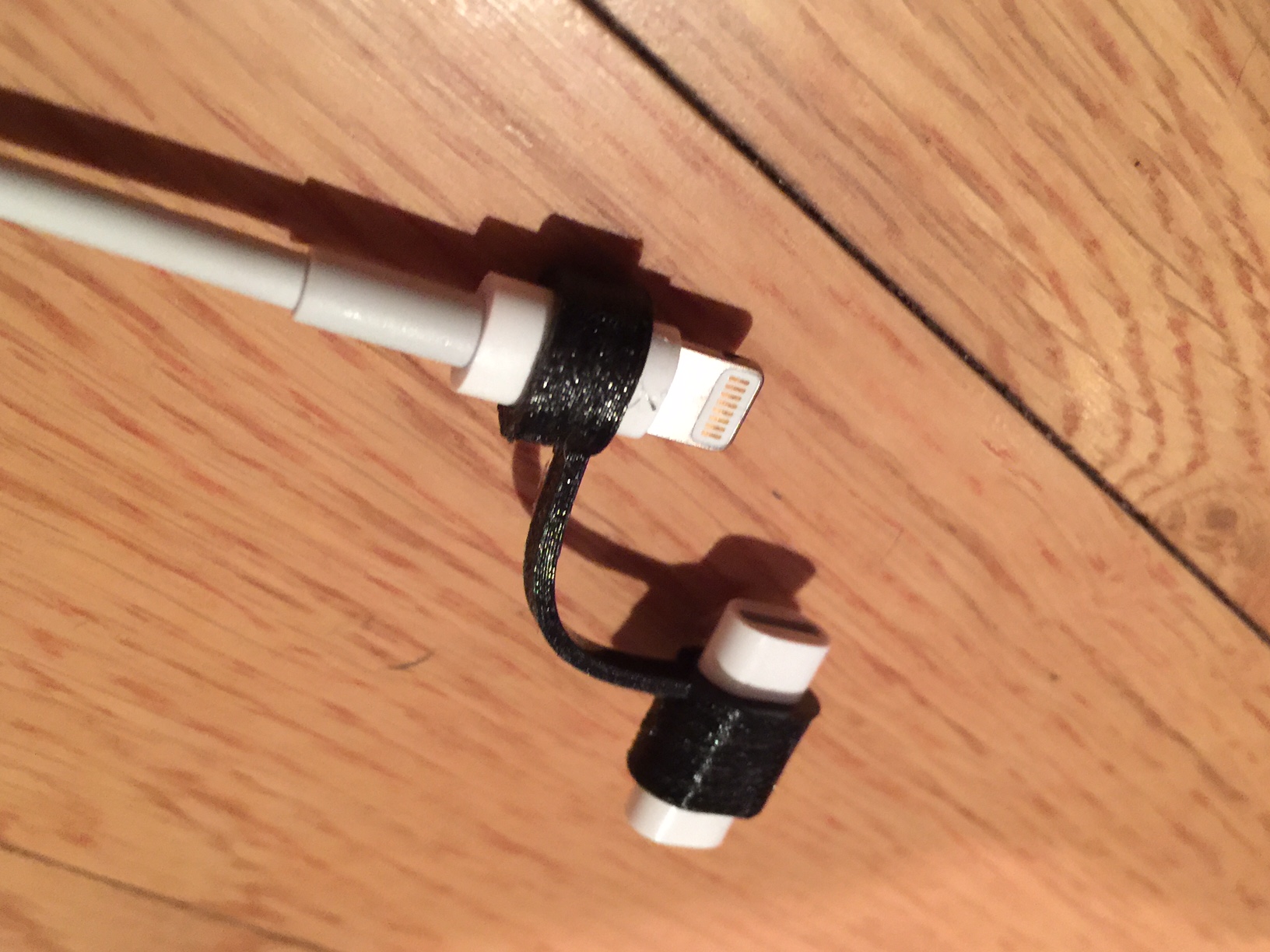 Apple Pencil Lightning Adapter Retainer