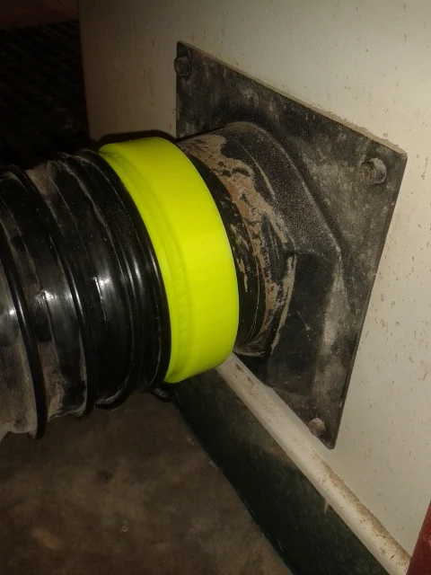 Dust collector adapter hose to table saw