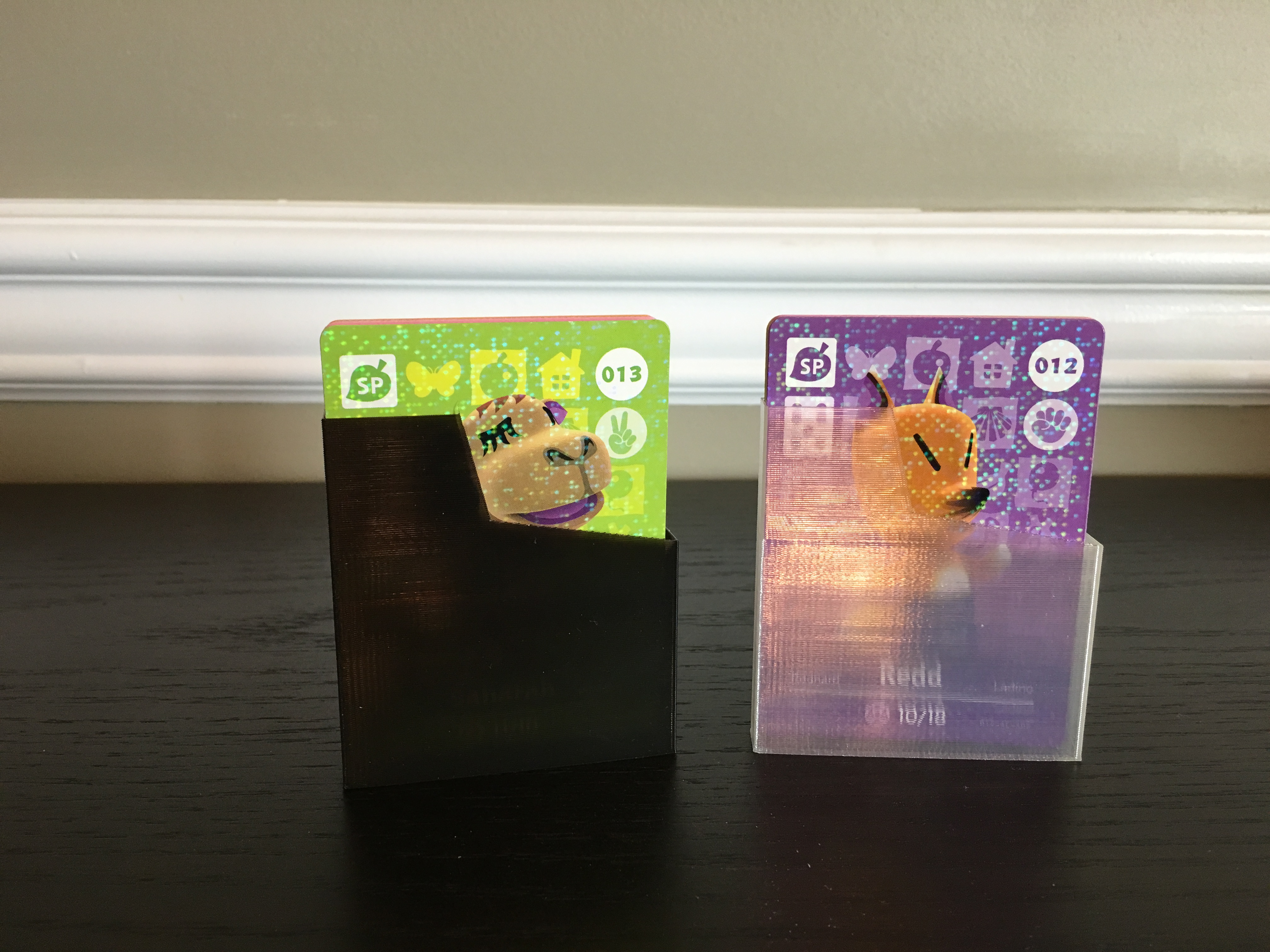 Amiibo Card Holder / mini NES cartridge Dust Cover