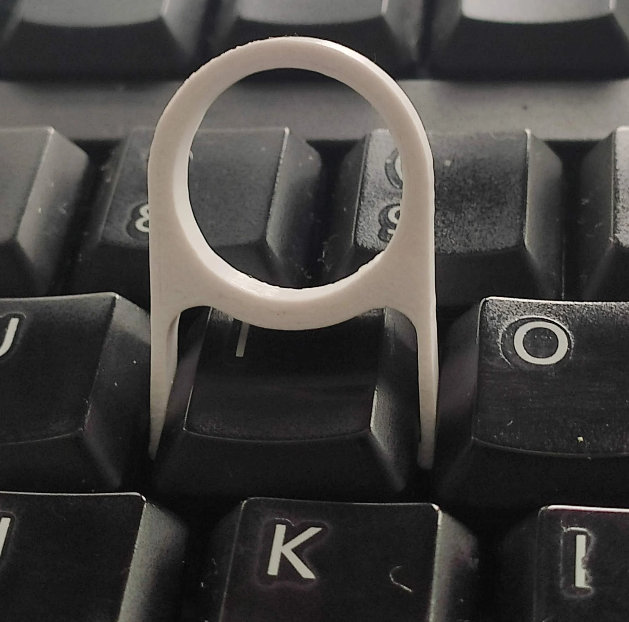 Keyboard keycap remover