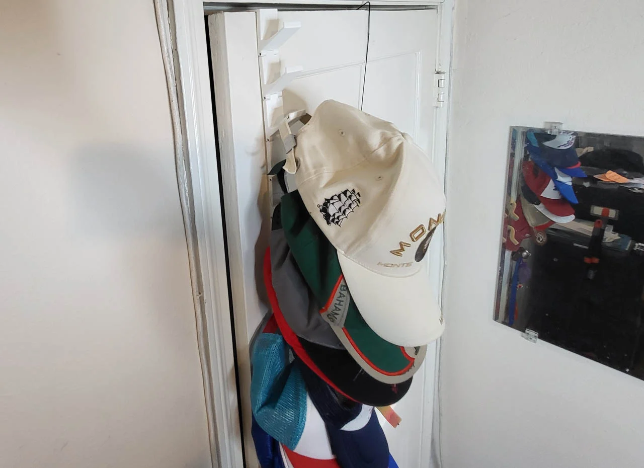 Infinite Over-The-Door Hat Rack Hanger M2 Remix