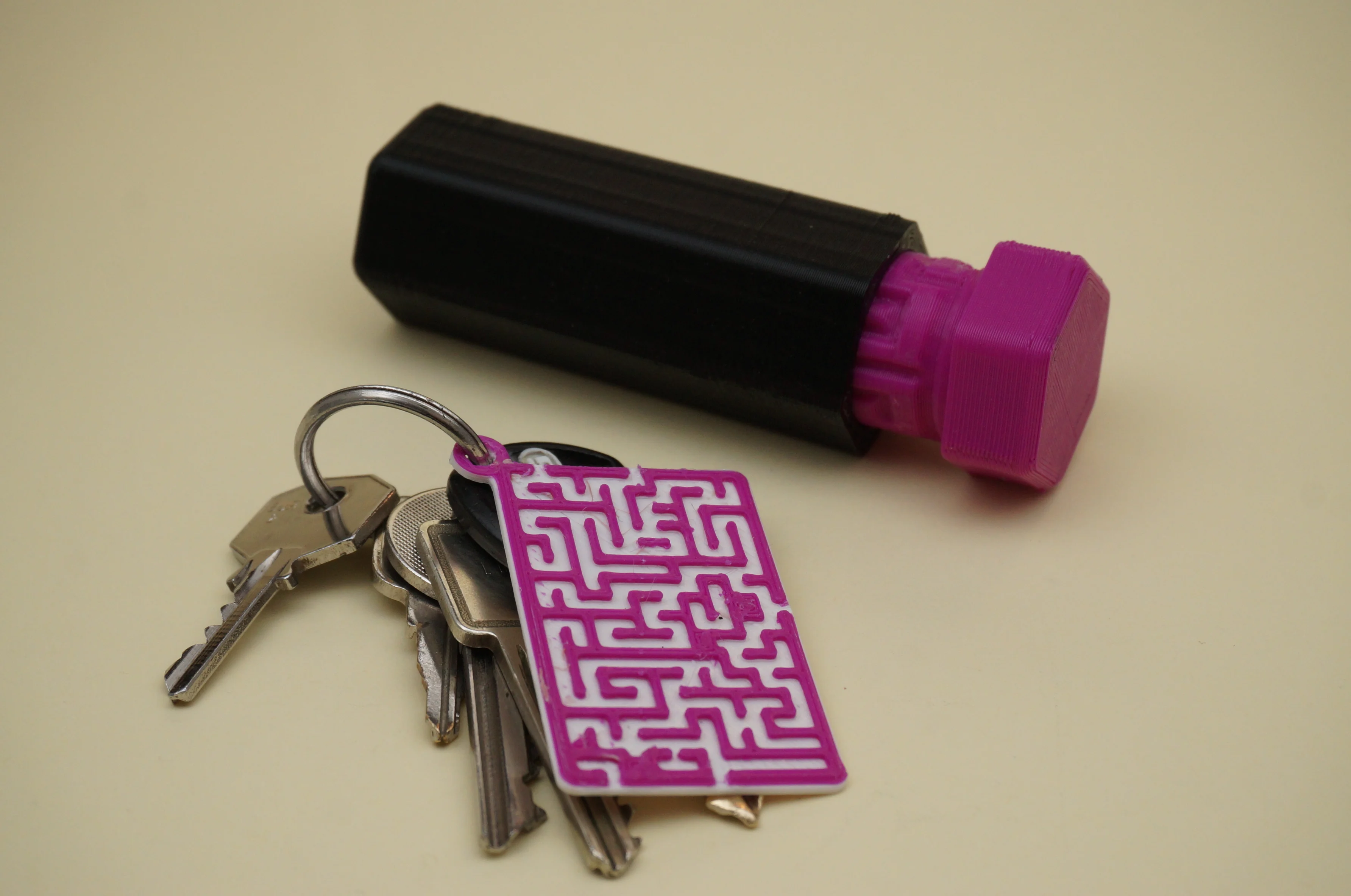 Maze/Labyrinth Gift Box Solution Key Chain