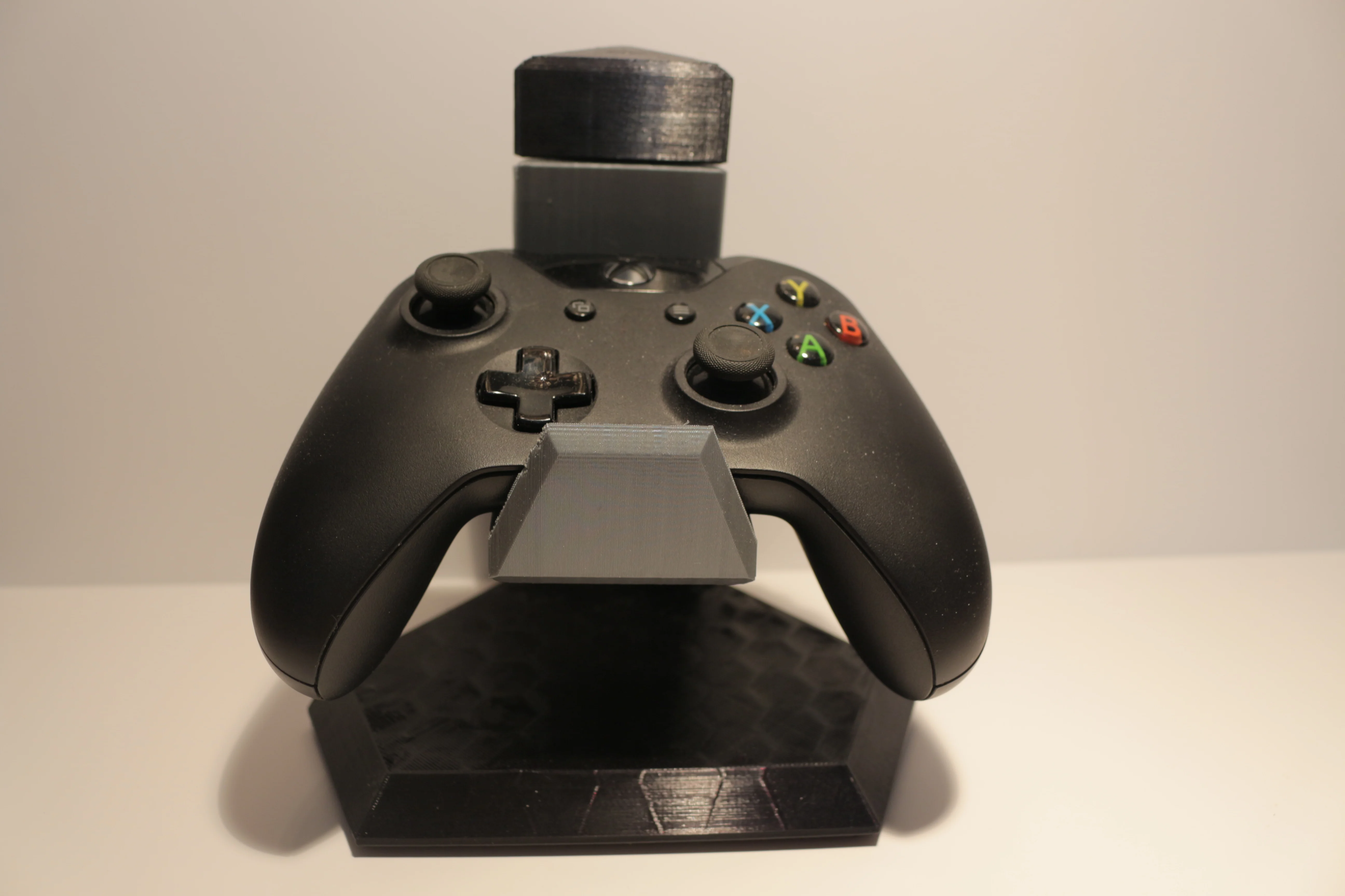 STACKABLE GAMING CONTROLLER STAND