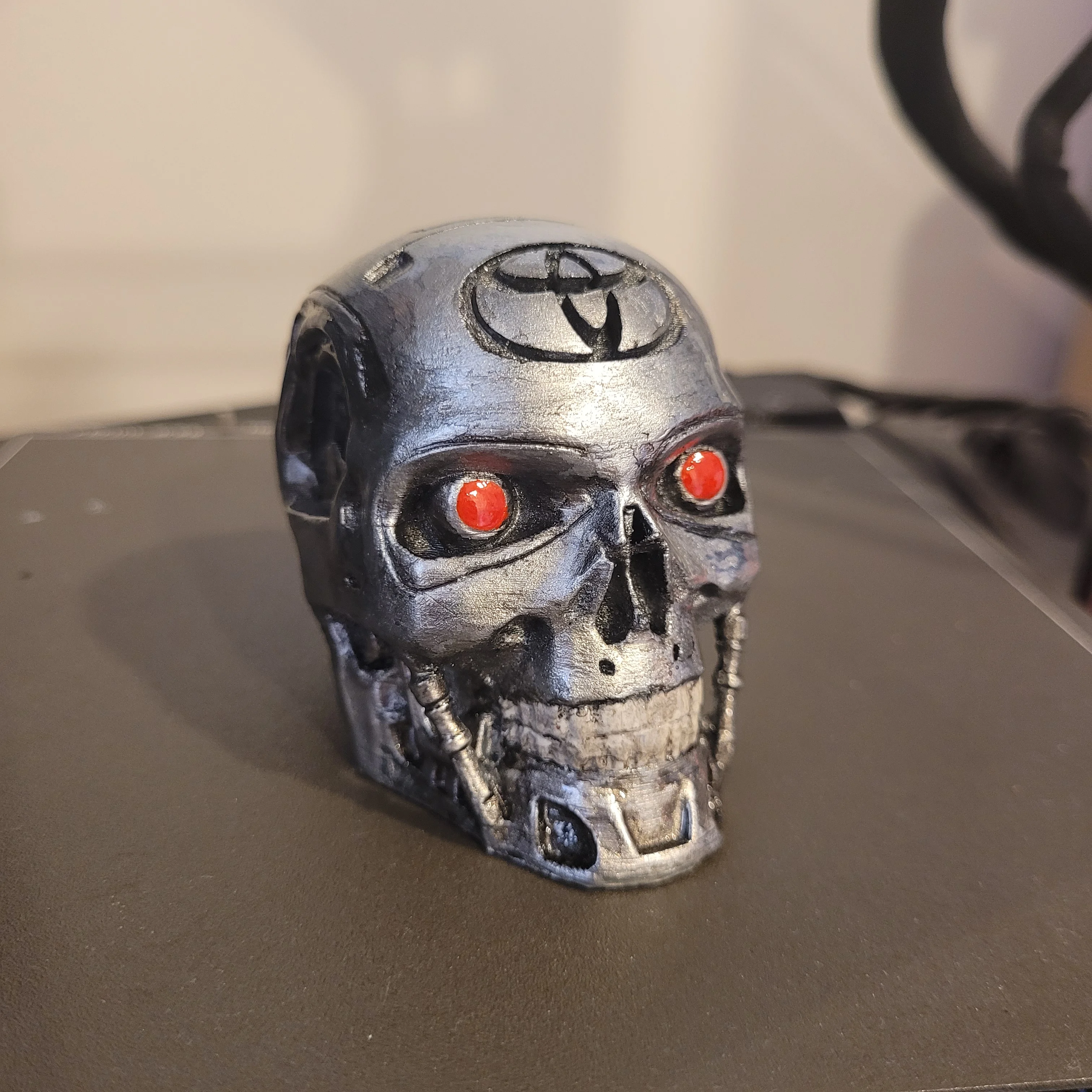 Toyota Aygo Terminator T800 skull gear knob