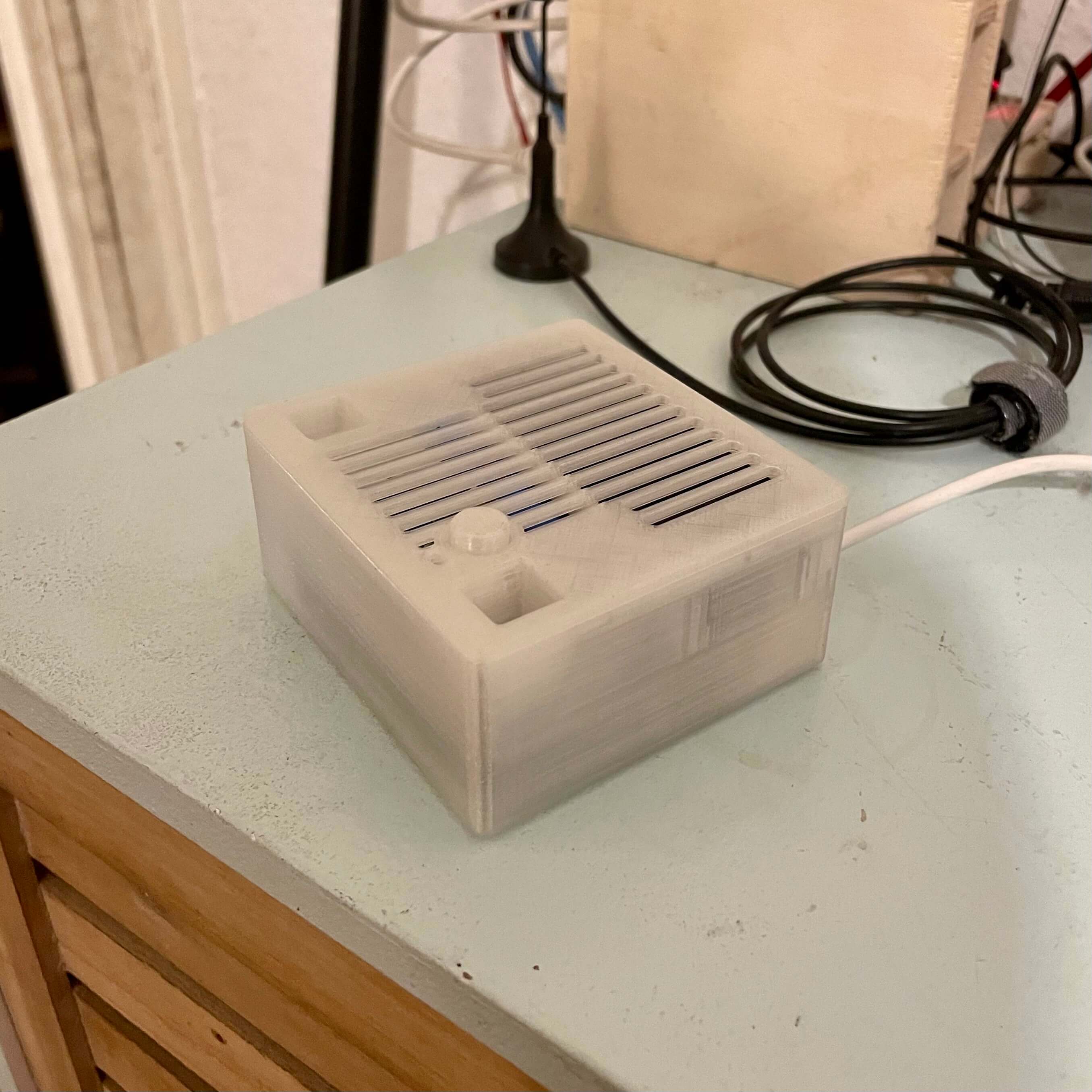 Case Raspberry Pi 3a+ with Respeaker 2 Mic Pi Hat and Speaker