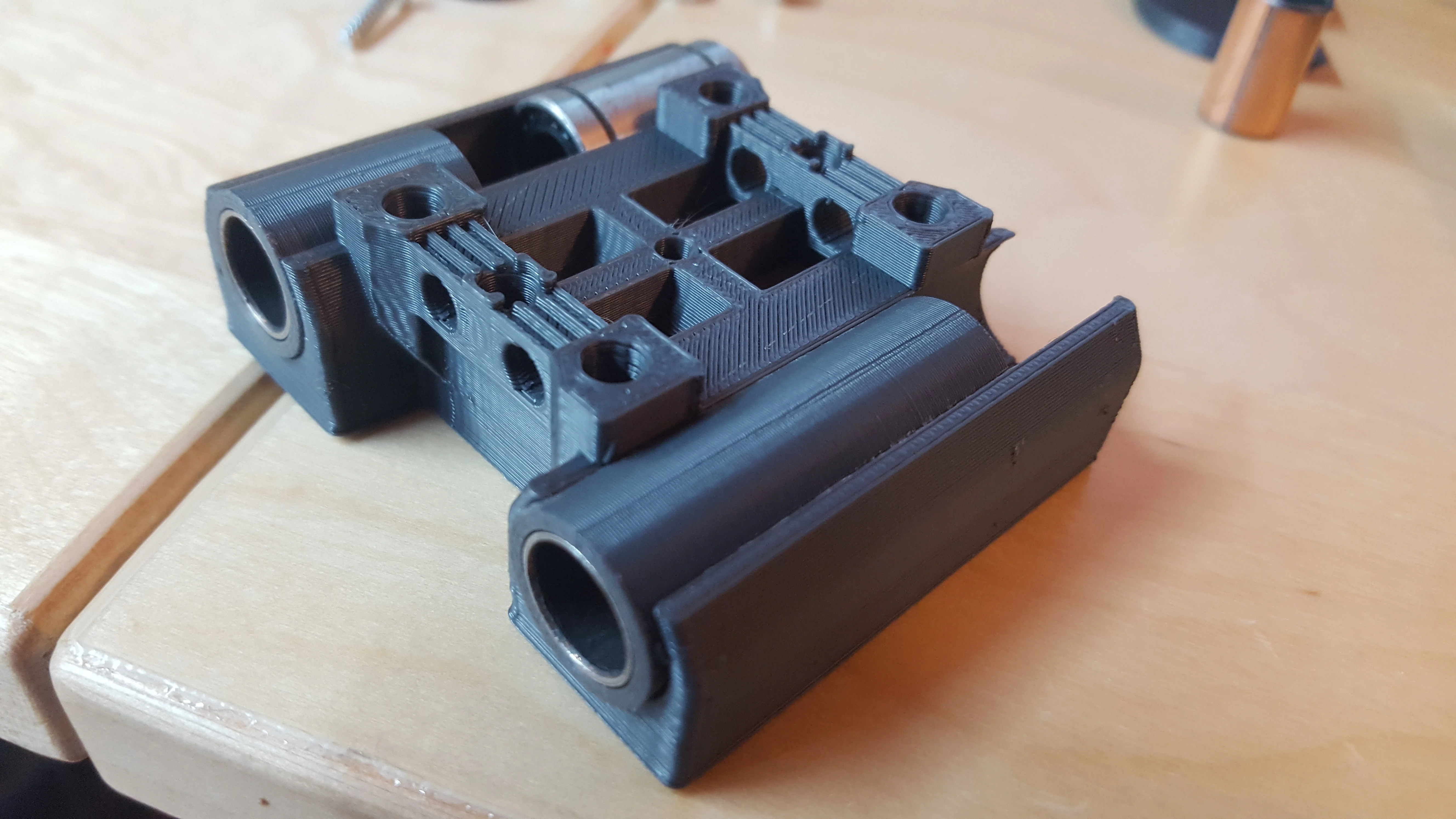 SF-1 to LM8UU/LM8LUU/LM10UU/LM10LUU/LM12UU/LM12LUU Adaptor