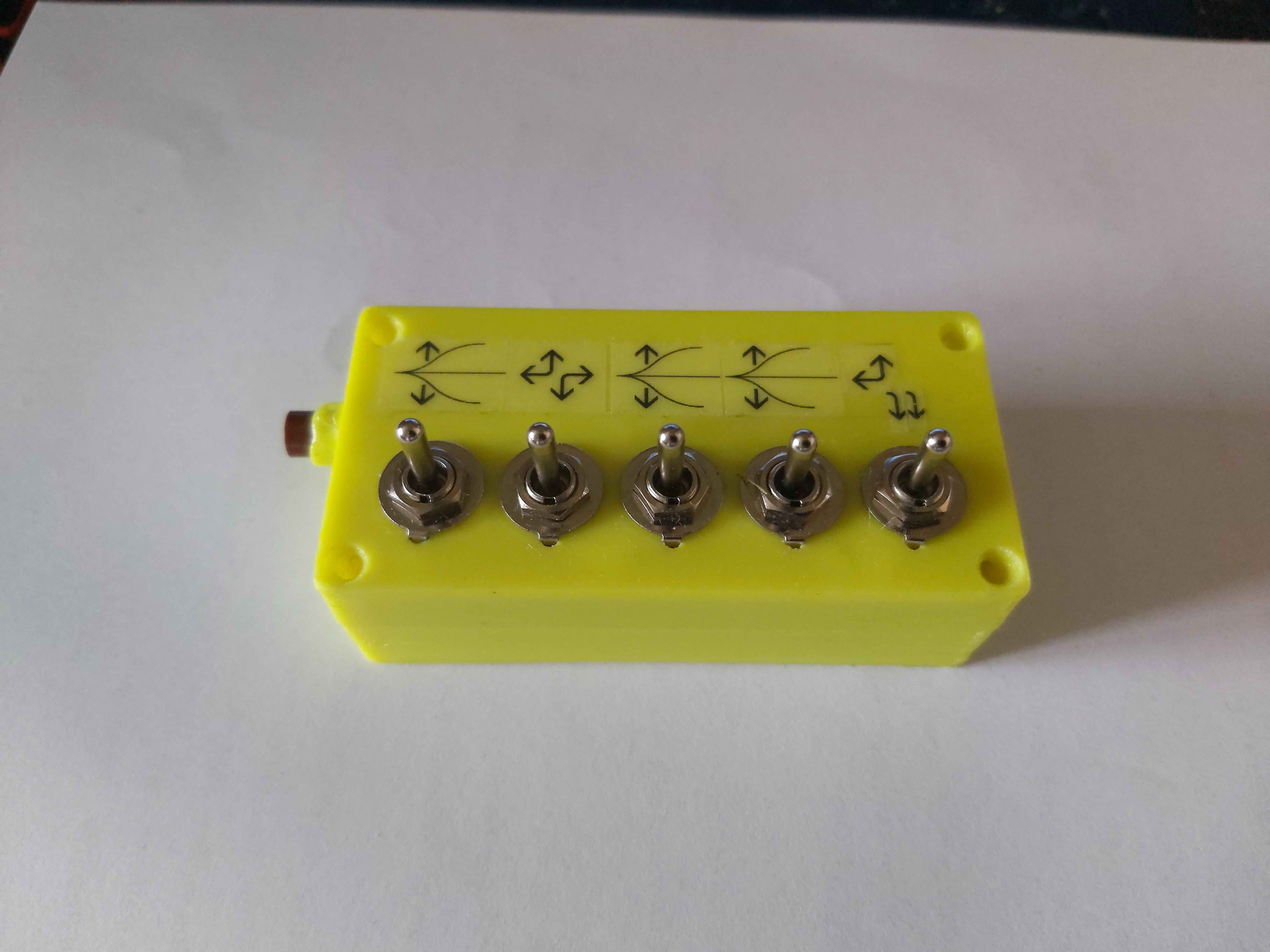 Stellpult Modelleisenbahn dreier Weiche 3x, Control panel for Märklin 3-way turnout
