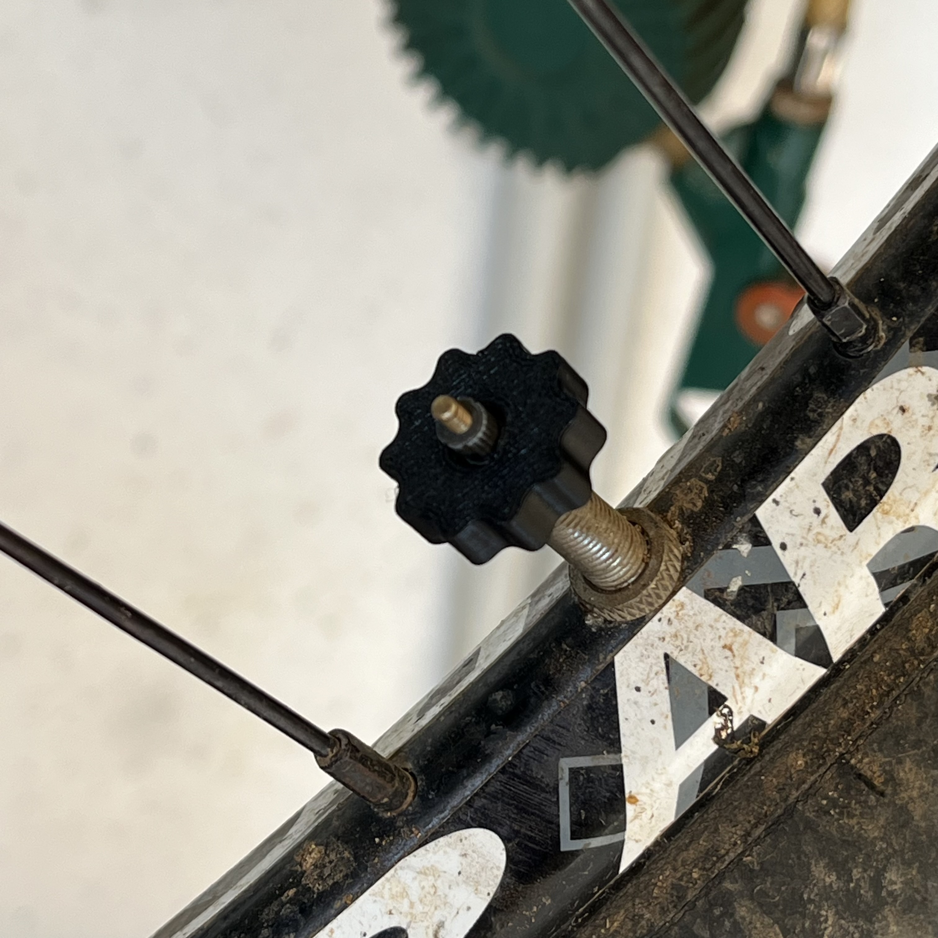 Presta valve core remover - bike valve tool