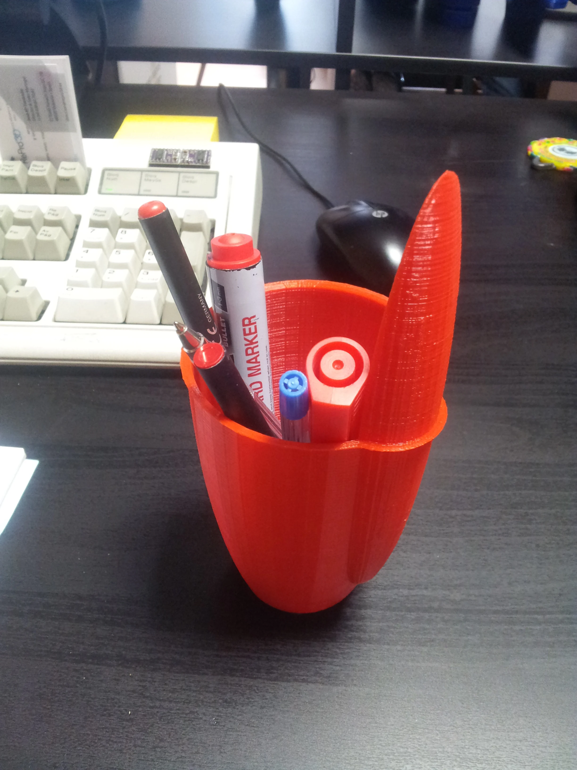 BIC Pen pencilholder / Boli Bic
