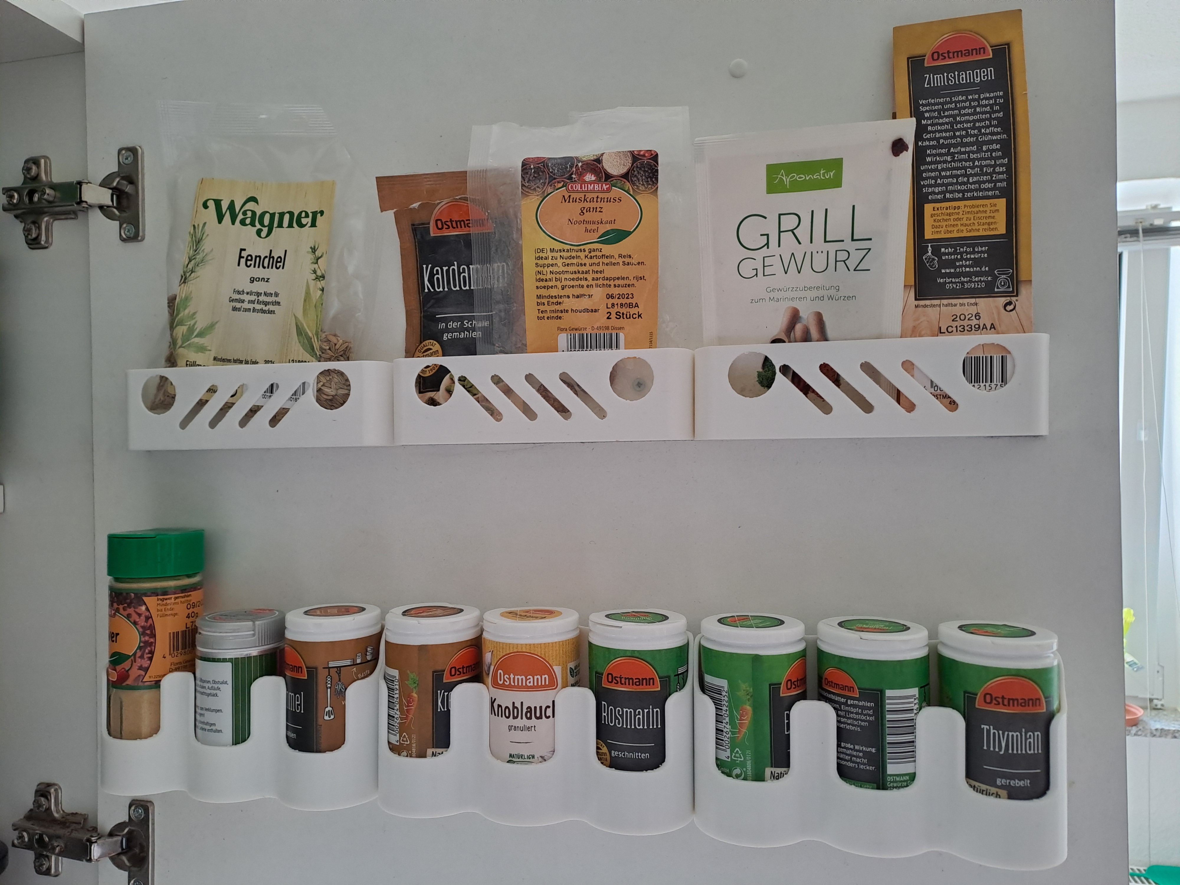 Spice bag holder for small printers