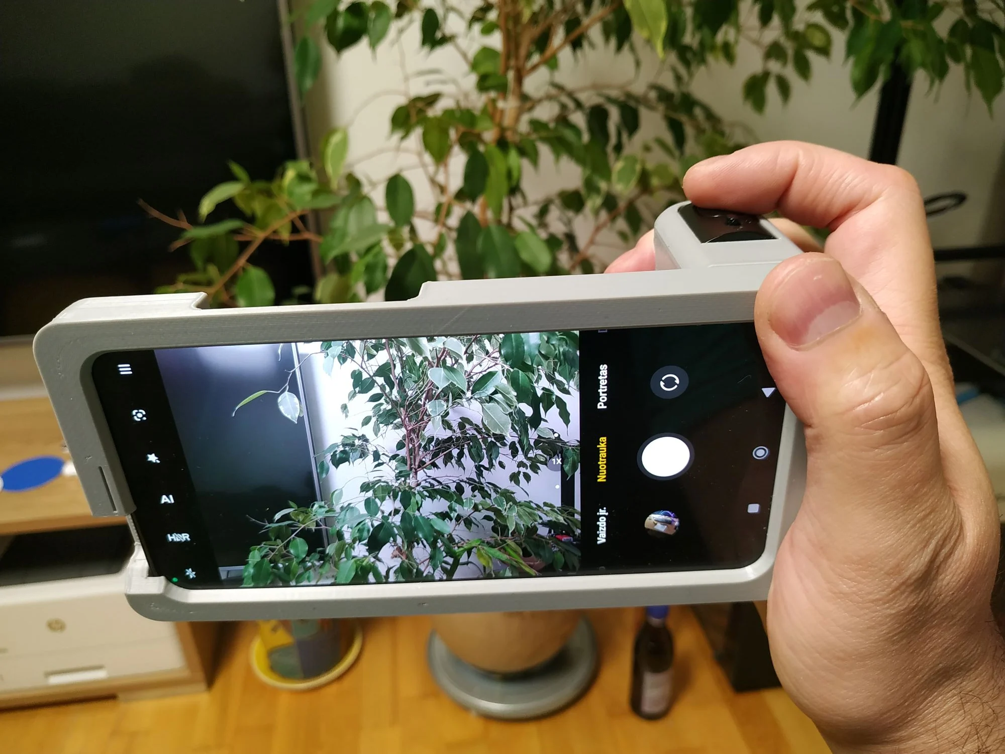 Poco F2 Pro camera grip
