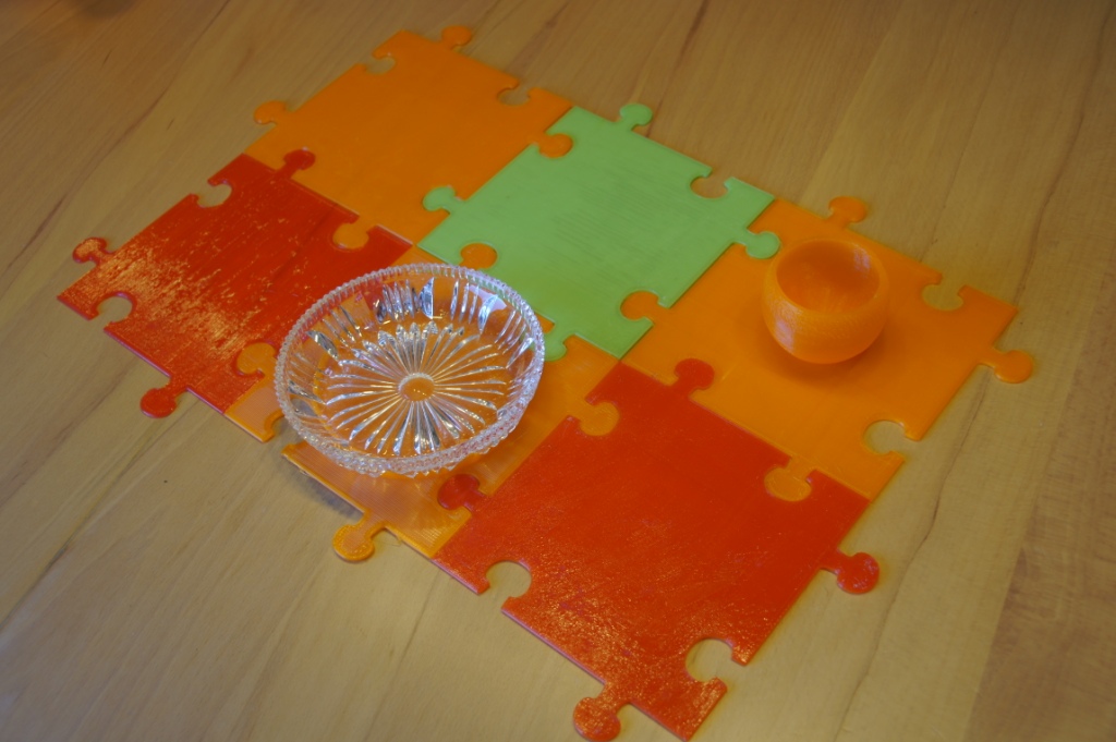 Katzenfutterpuzzle / Cat food puzzle