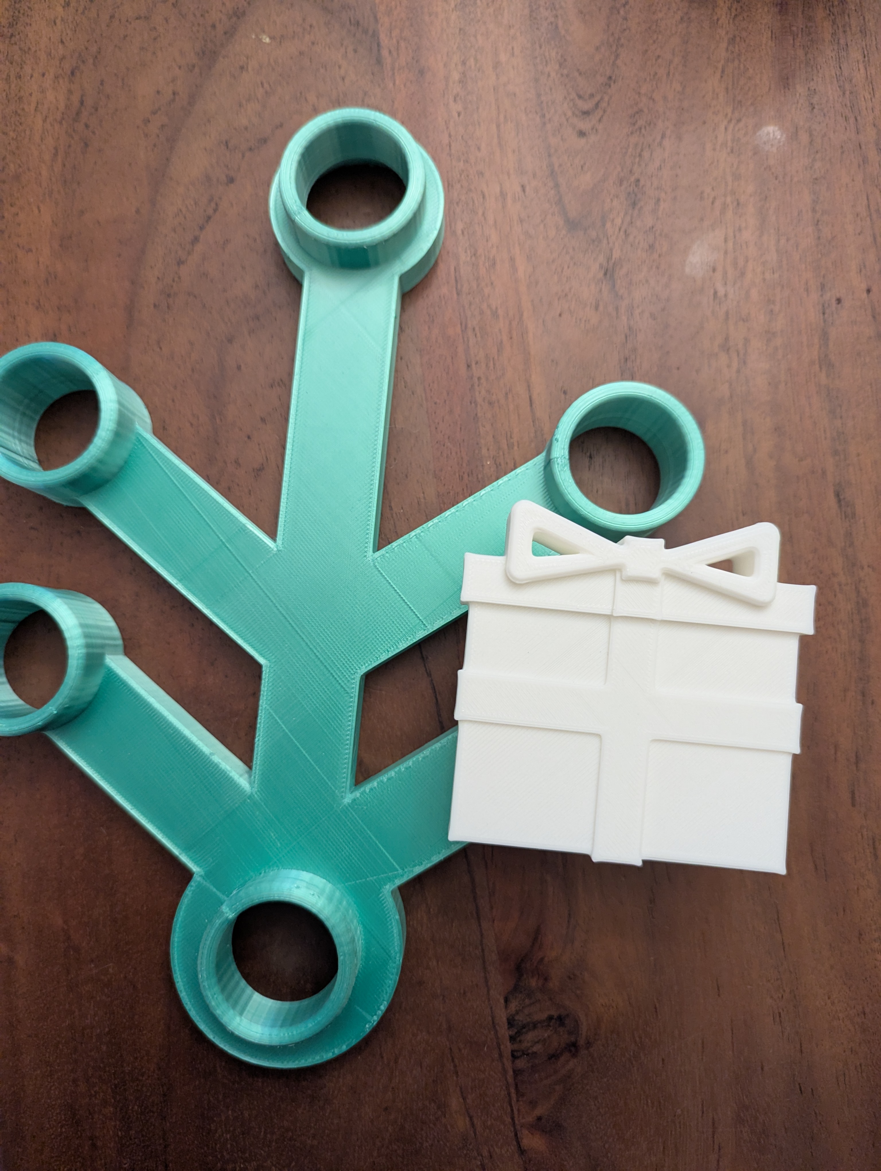 Present for Lego Wreath