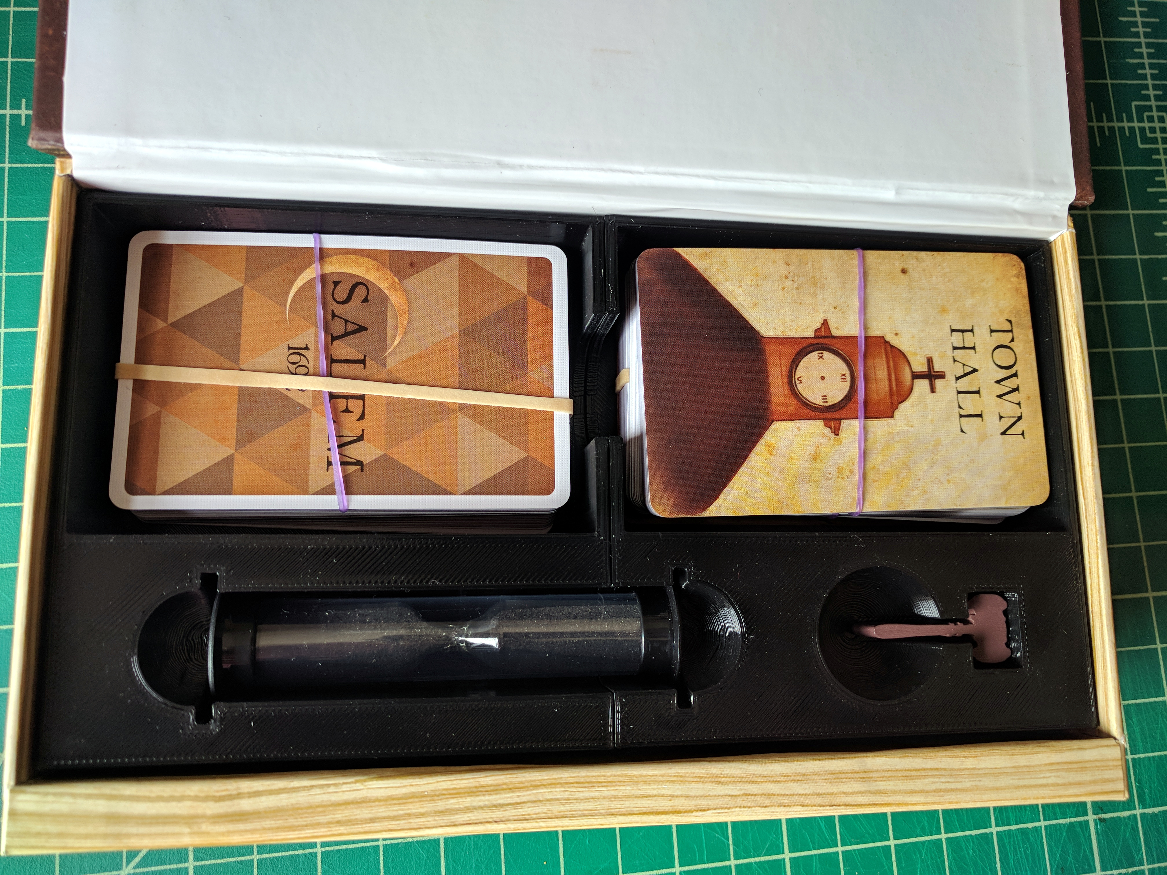 Salem 1692 Game Box Insert