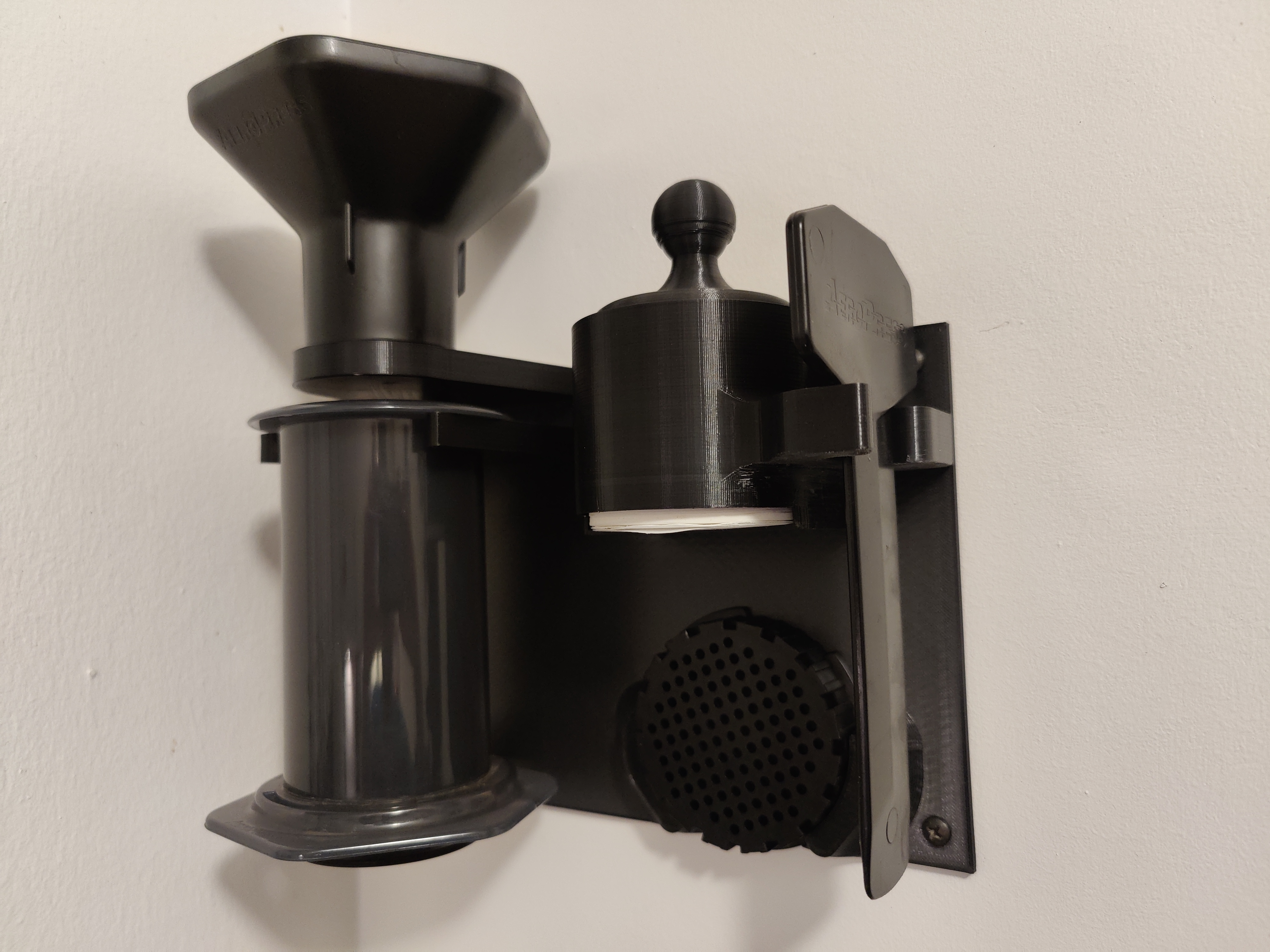 AeroPress Wallholder